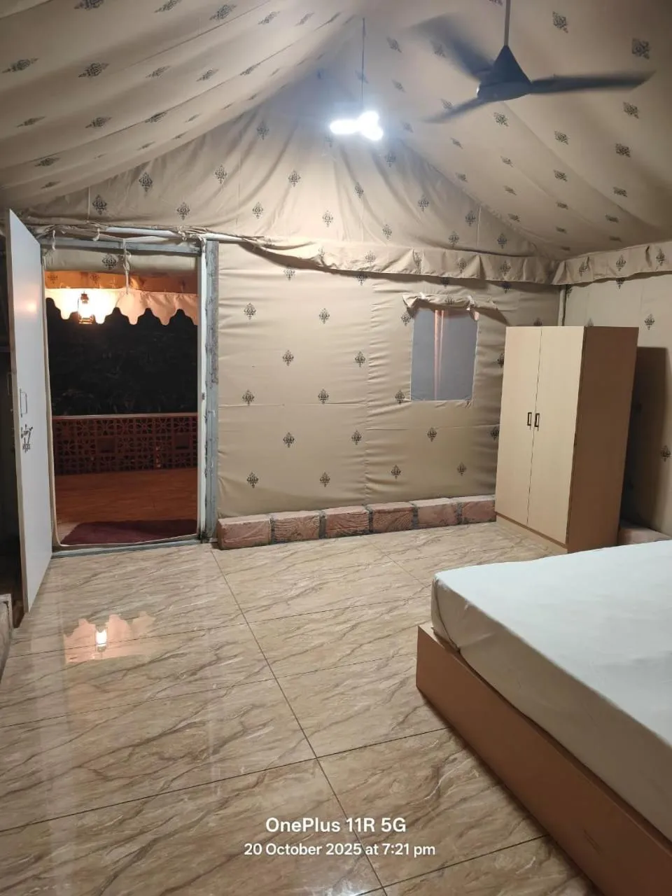 Bed in The Wilds Villa Gir Jungle Stay with Swimming Pool