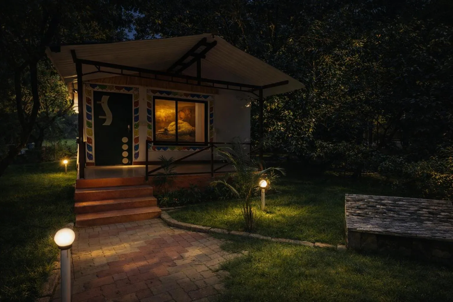 Property building in The Wilds Villa Gir Jungle Stay with Swimming Pool