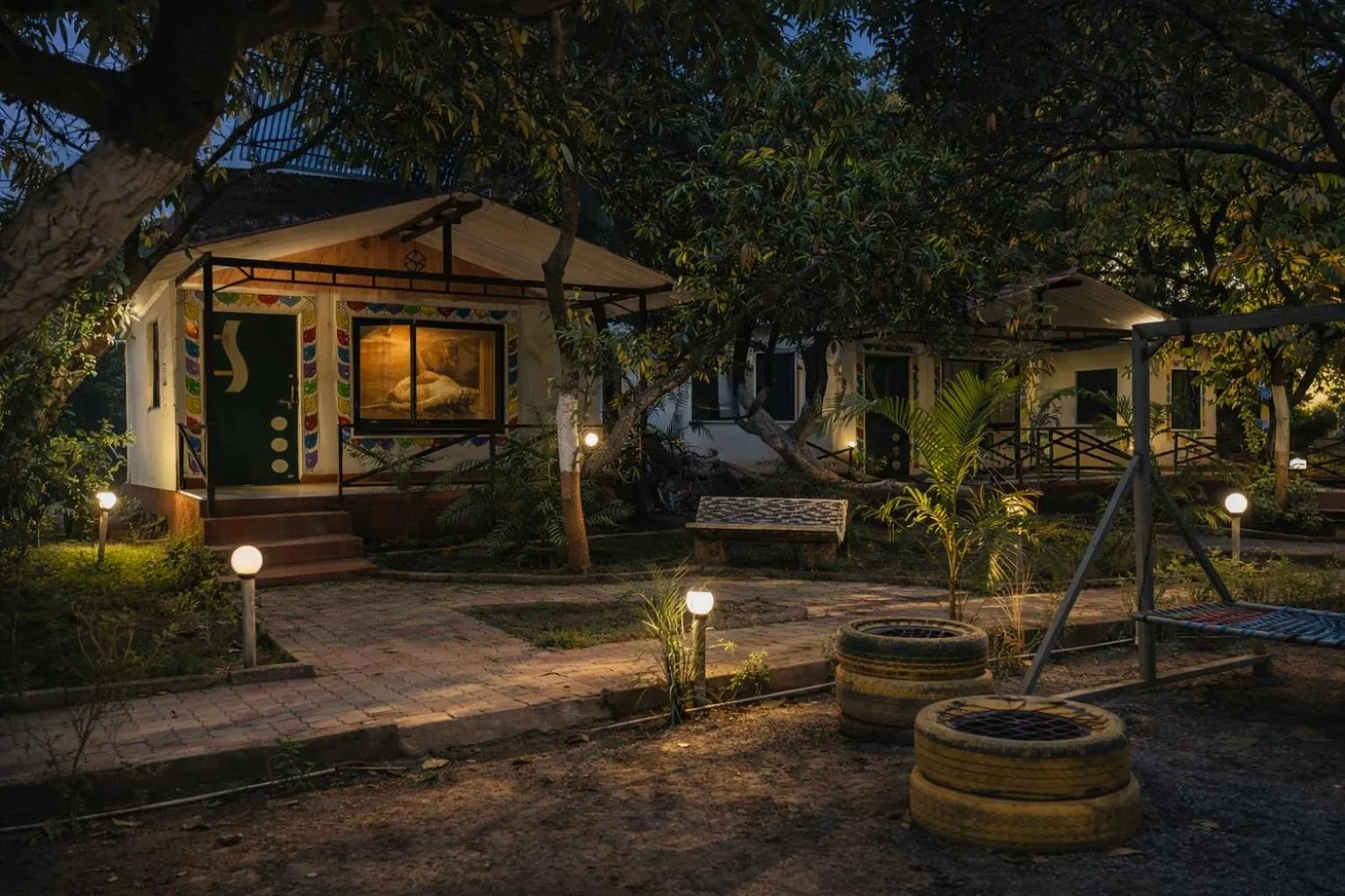 Property building in The Wilds Villa Gir Jungle Stay with Swimming Pool