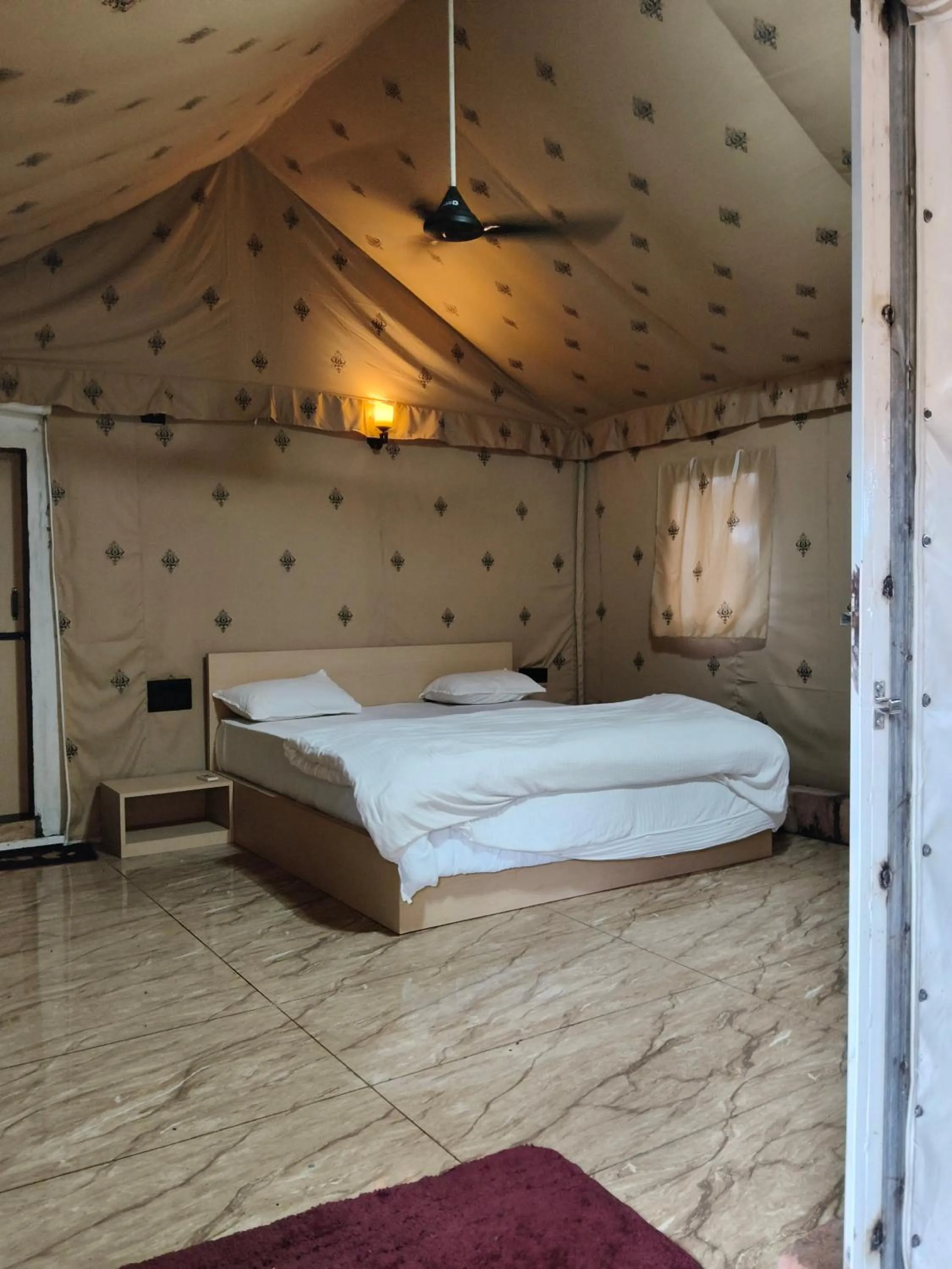 Bed in The Wilds Villa Gir Jungle Stay with Swimming Pool