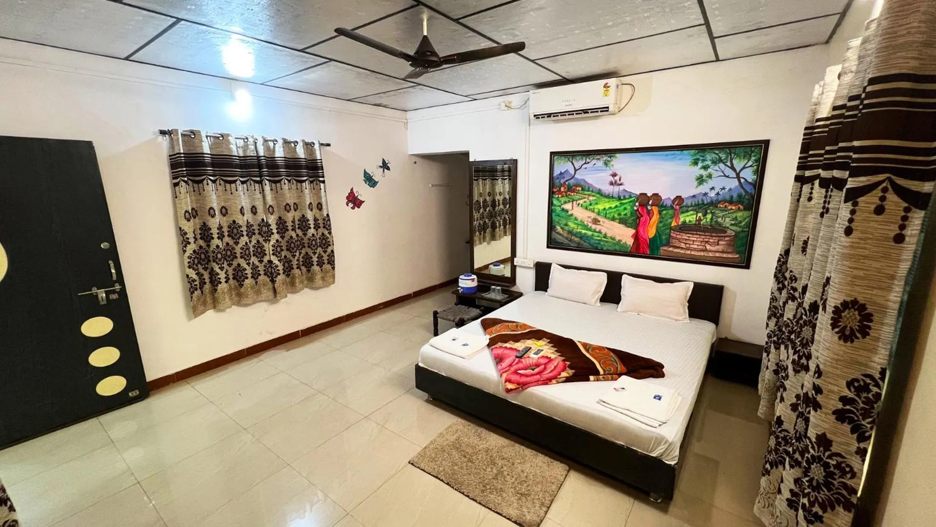 Bed in The Wilds Villa Gir Jungle Stay with Swimming Pool