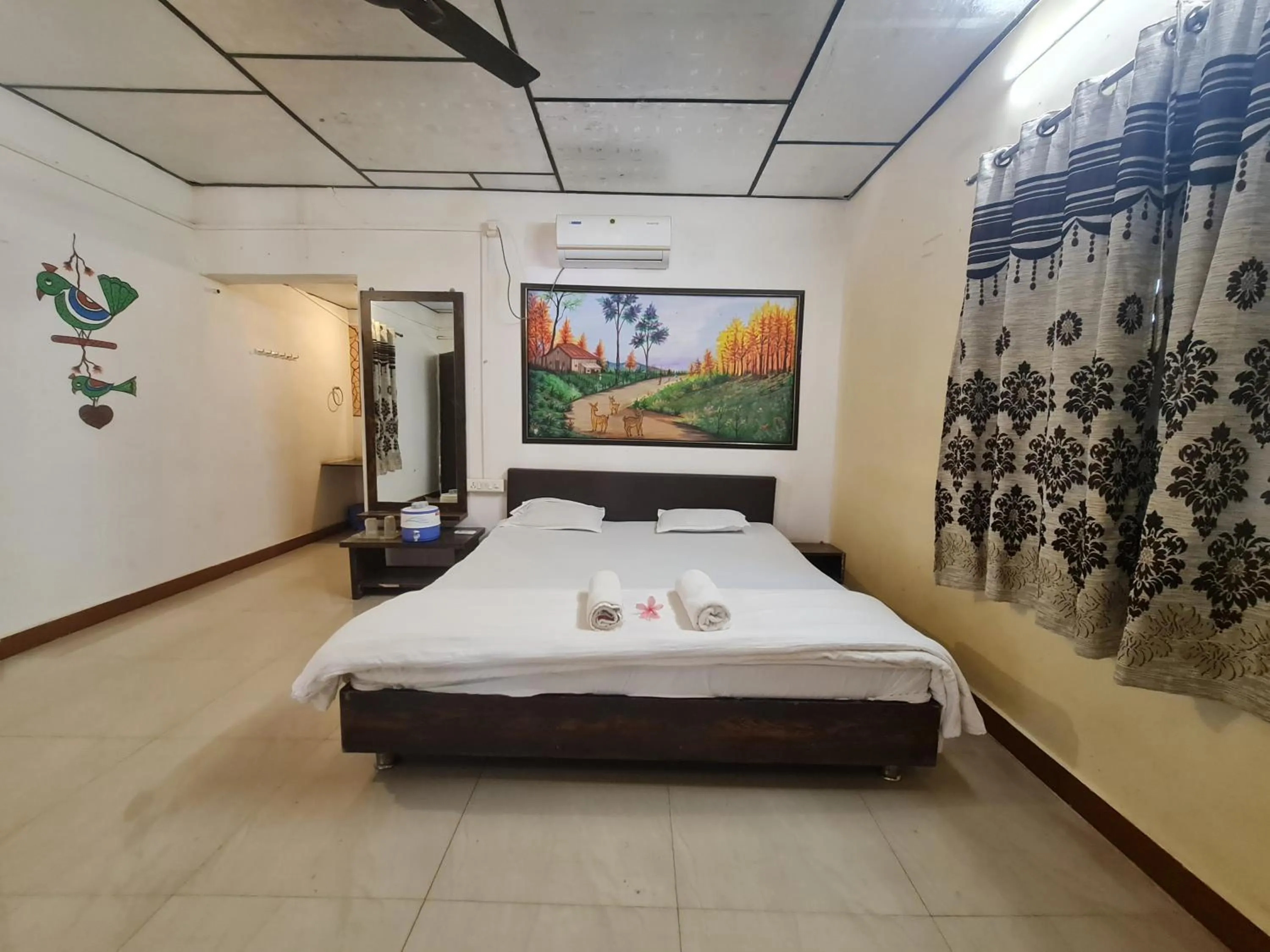 Bed in The Wilds Villa Gir Jungle Stay with Swimming Pool