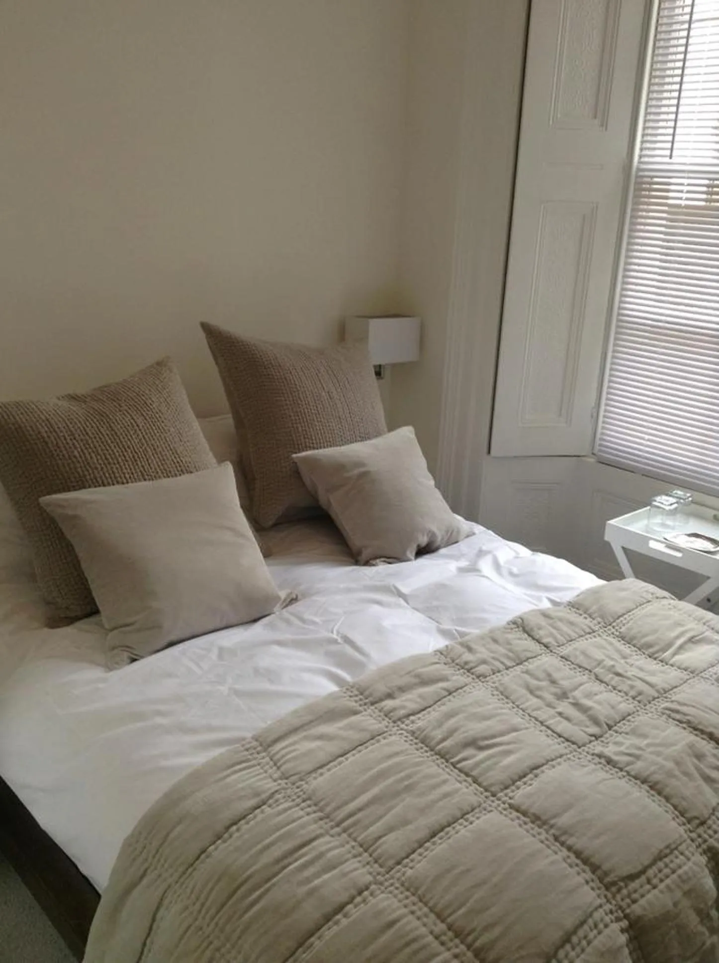 Bed in 7 Mount Sion