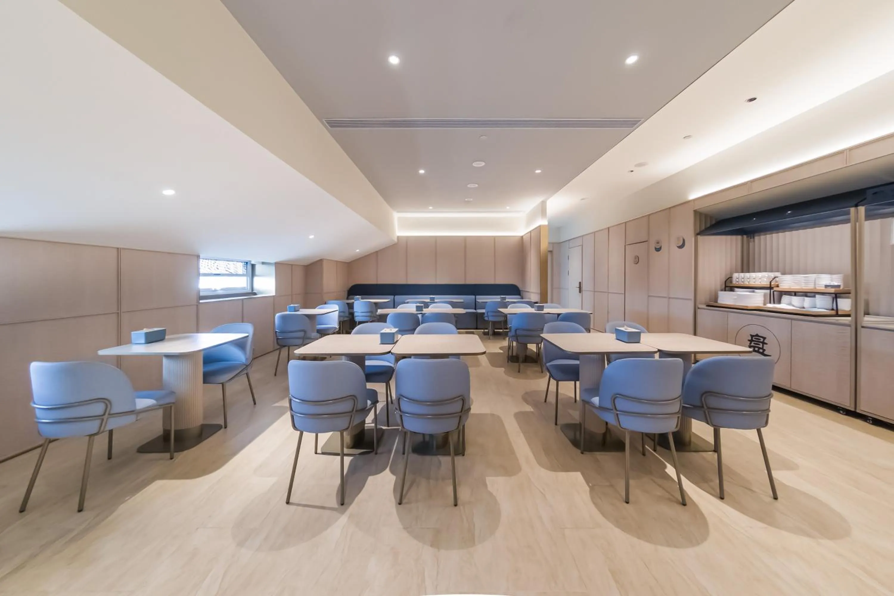 Restaurant/places to eat in Hanting Hotel Beijing Shangdi Center