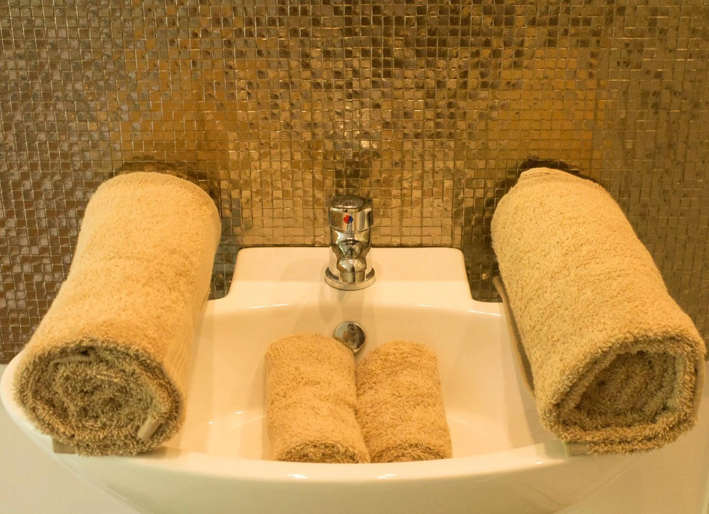 Bathroom in Silver Garden