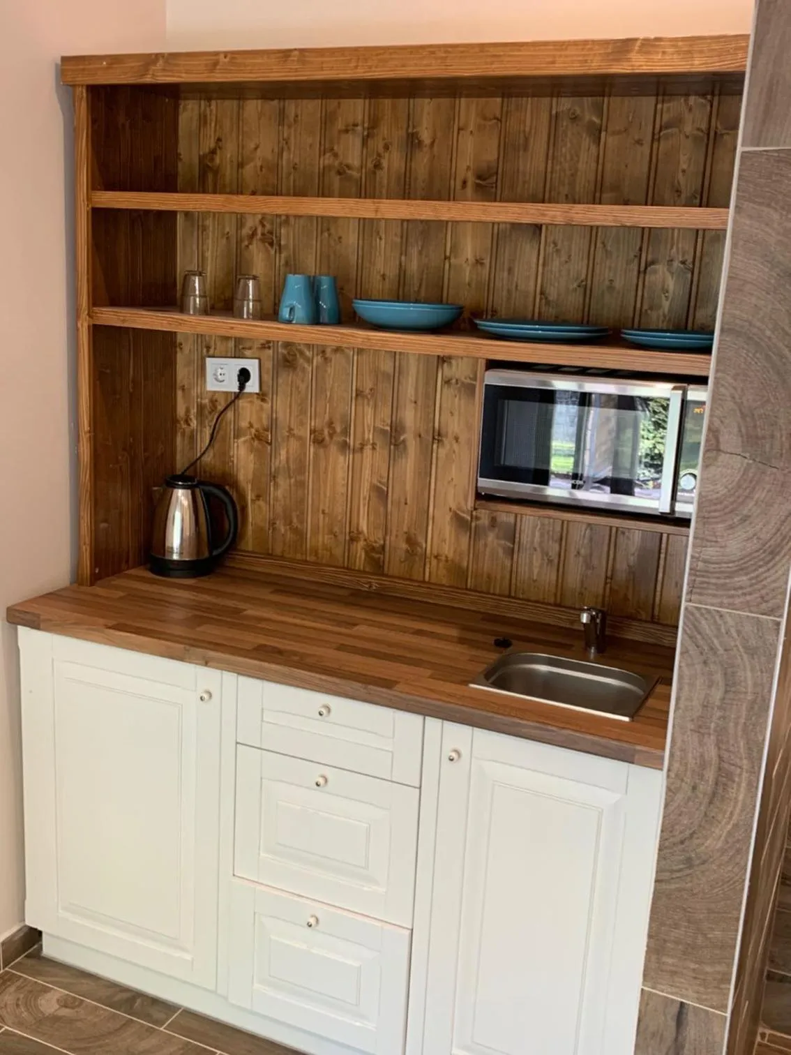 Kitchen or kitchenette in Silver Garden