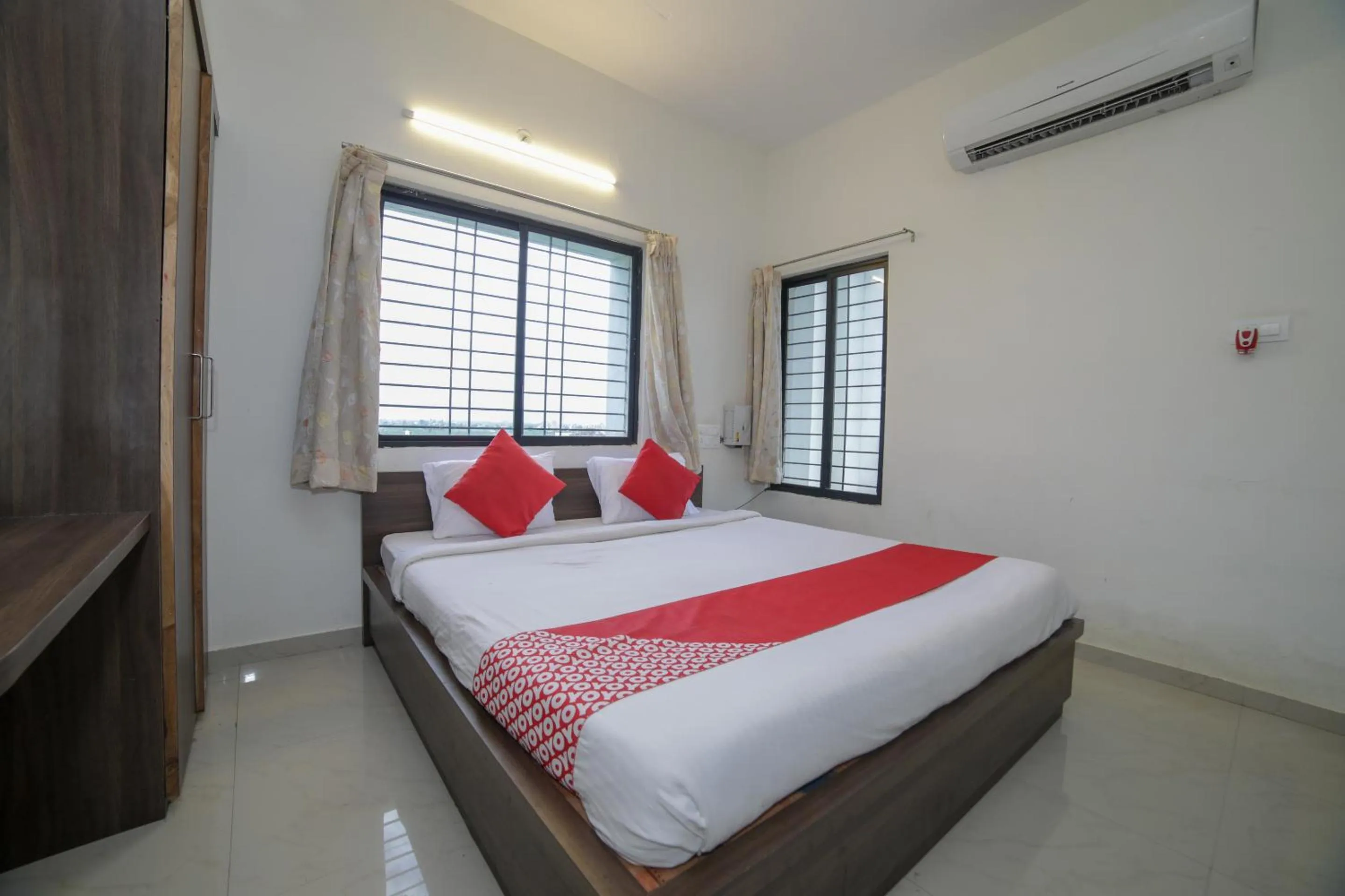 Bed in Hotel O Seva Service Apartment