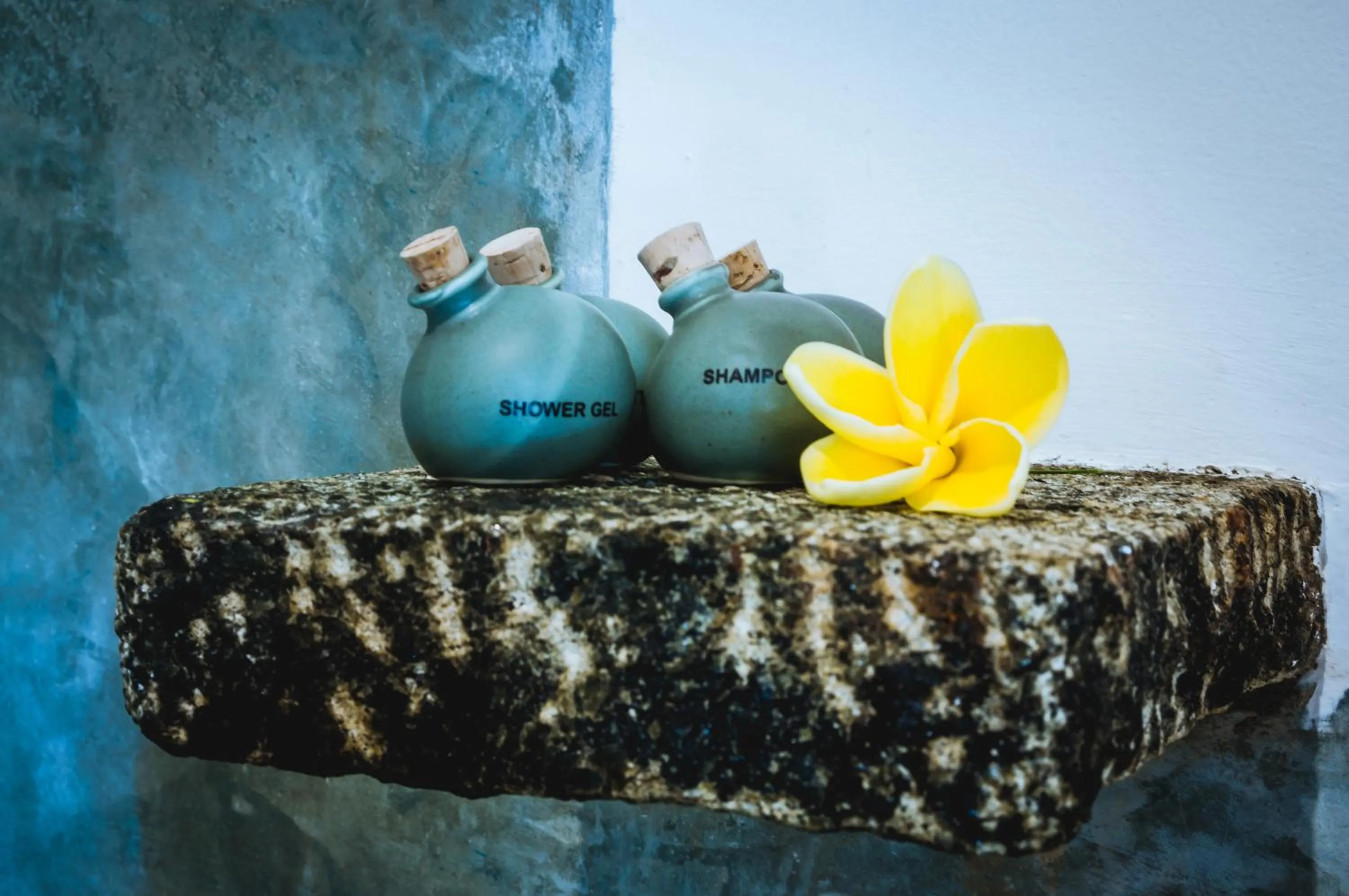 Decorative detail in Garcinia Leaf