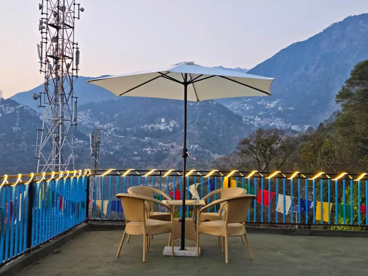 Aangan Royal Stay- Your Mountain Home in Dharamshala