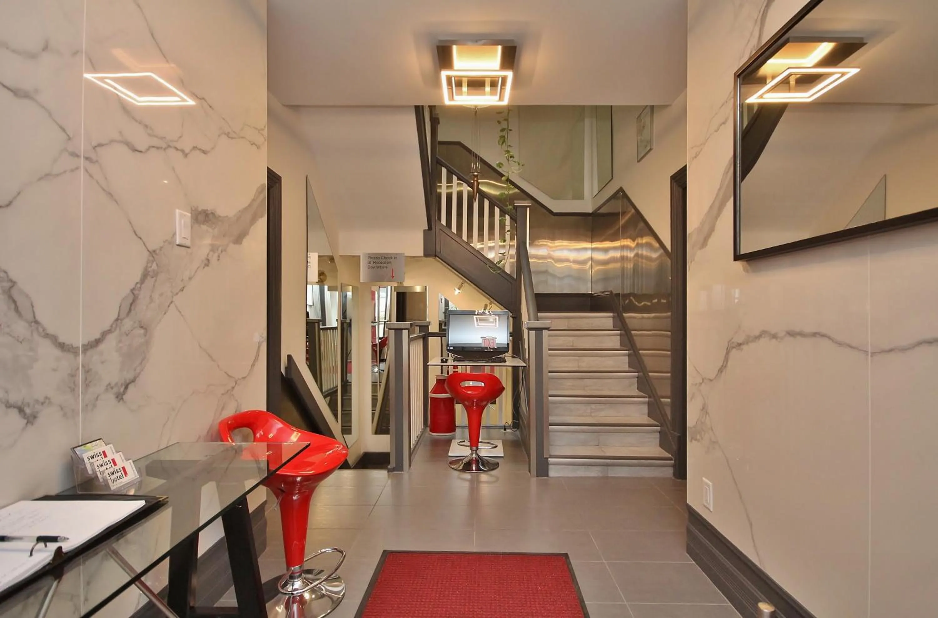 Facade/entrance in Swiss Hotel