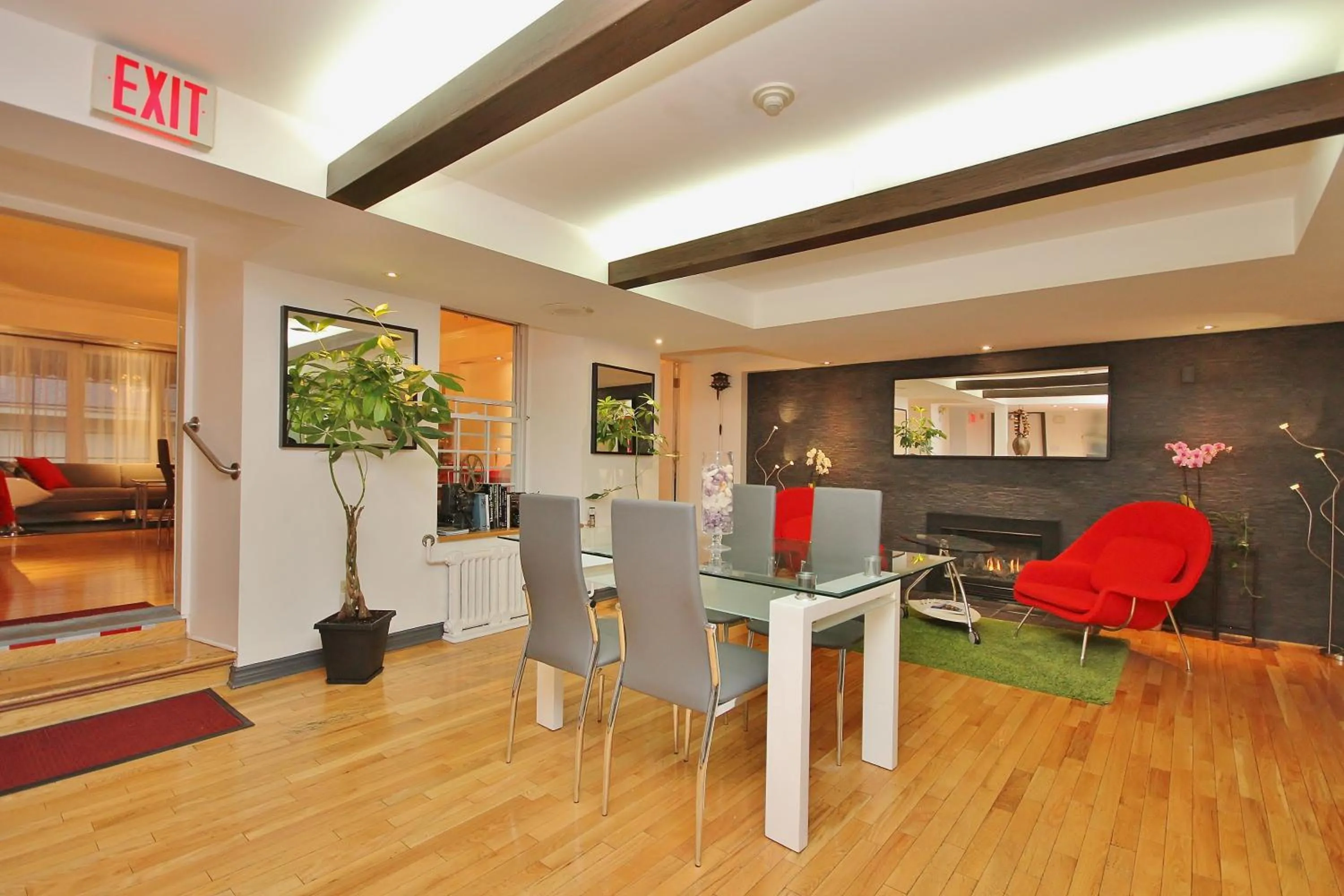 Seating area in Swiss Hotel