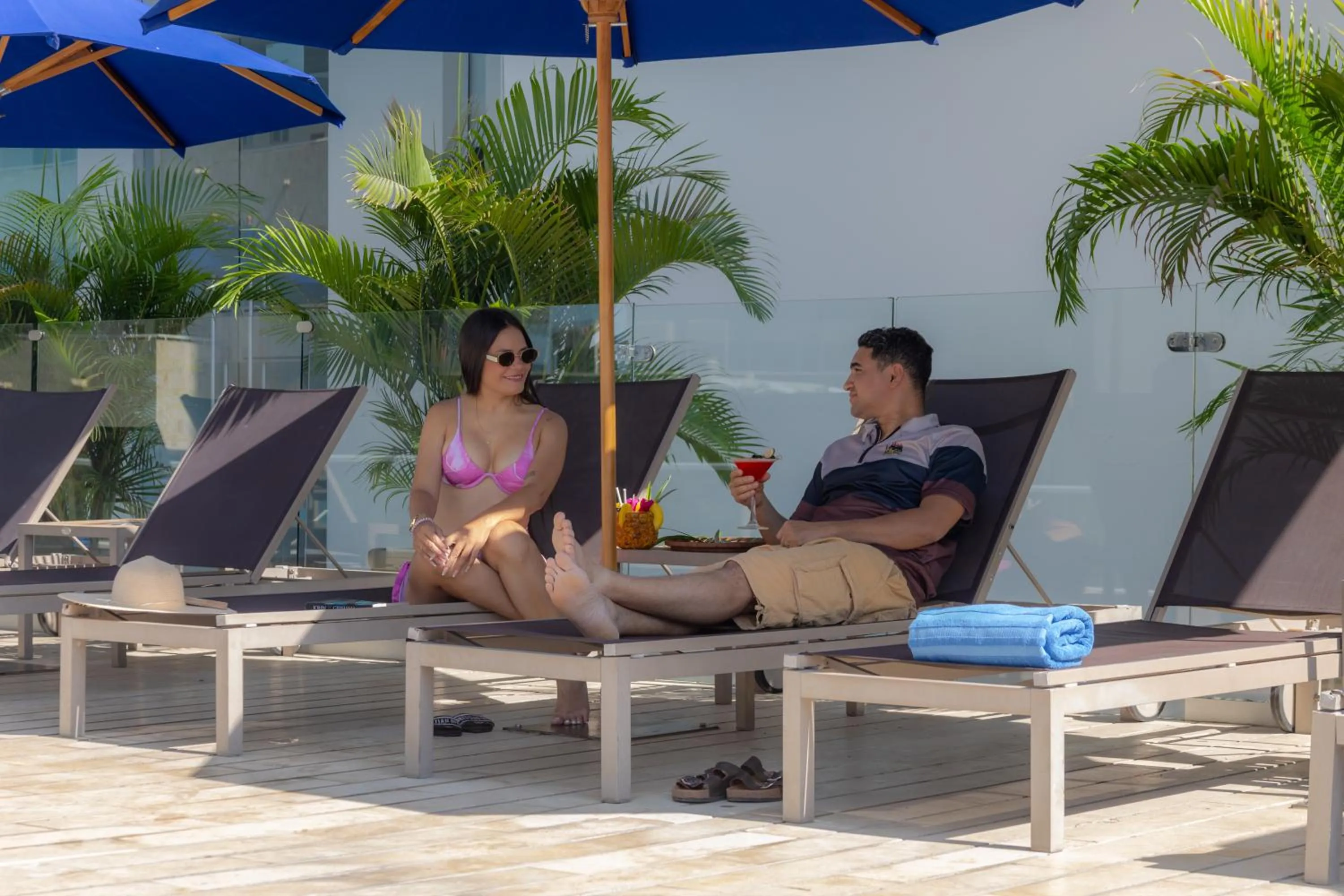 Swimming pool in Mercure Santa Marta Emile