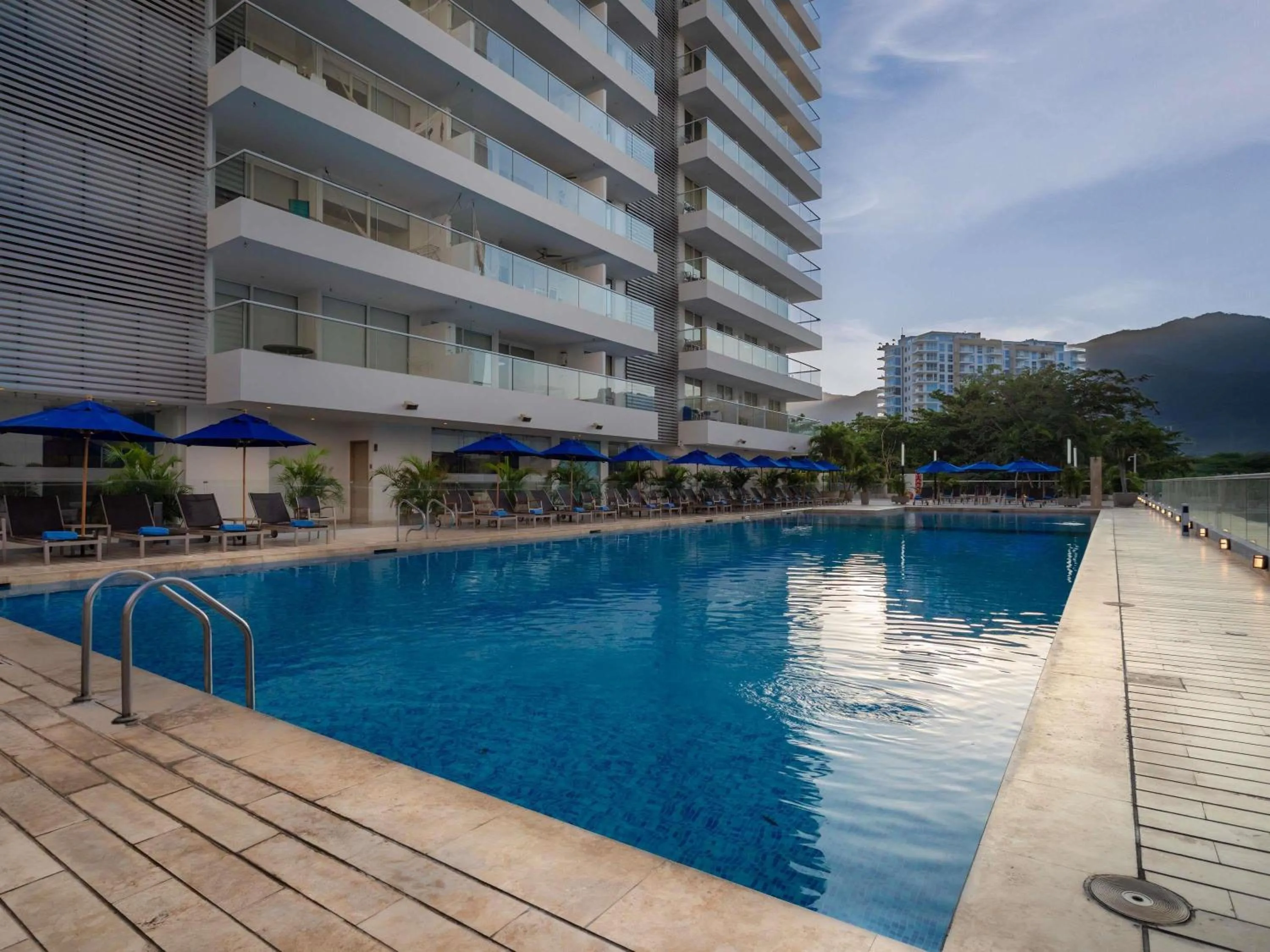 Property building in Mercure Santa Marta Emile