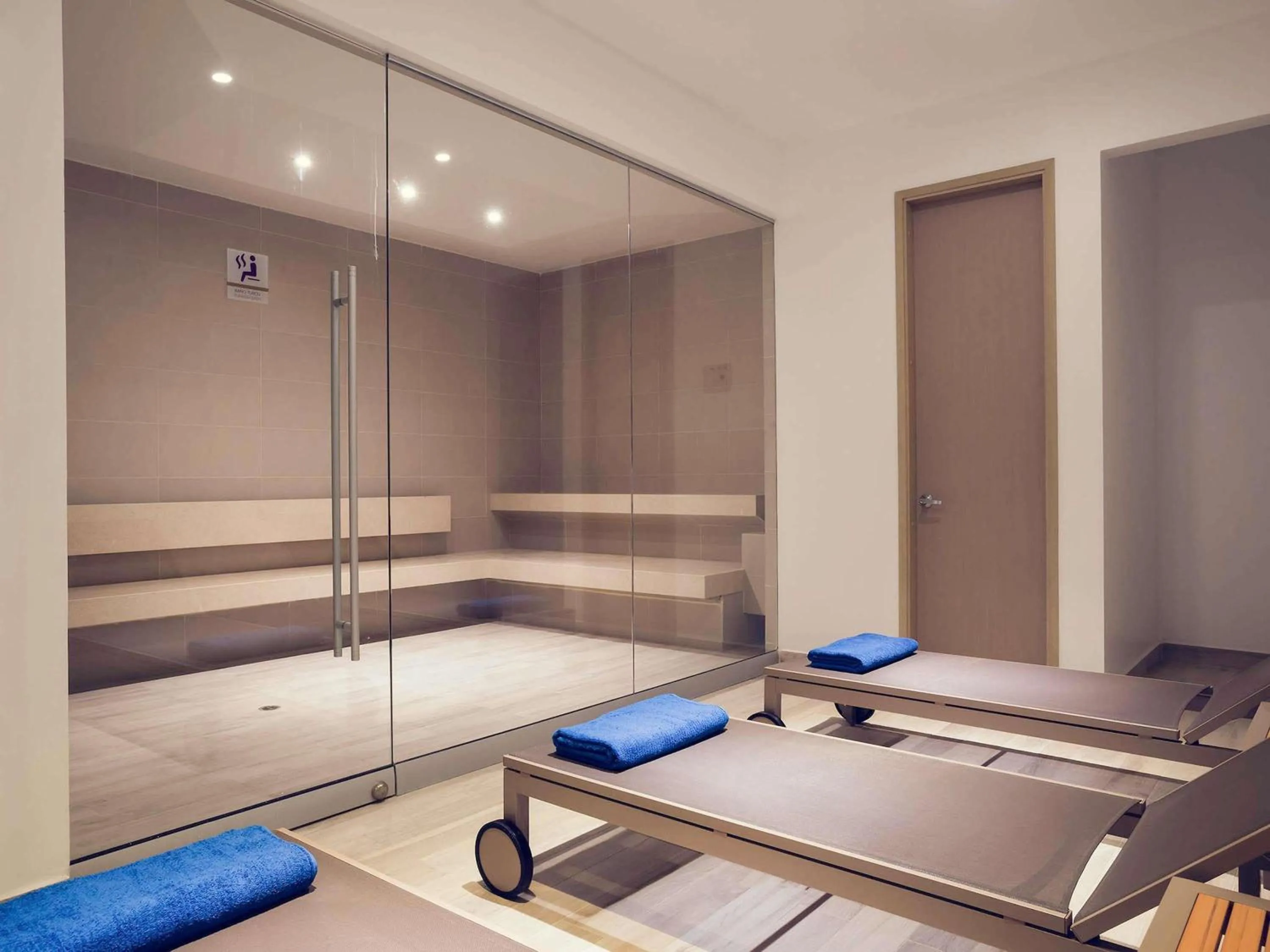 Spa and wellness centre/facilities in Mercure Santa Marta Emile