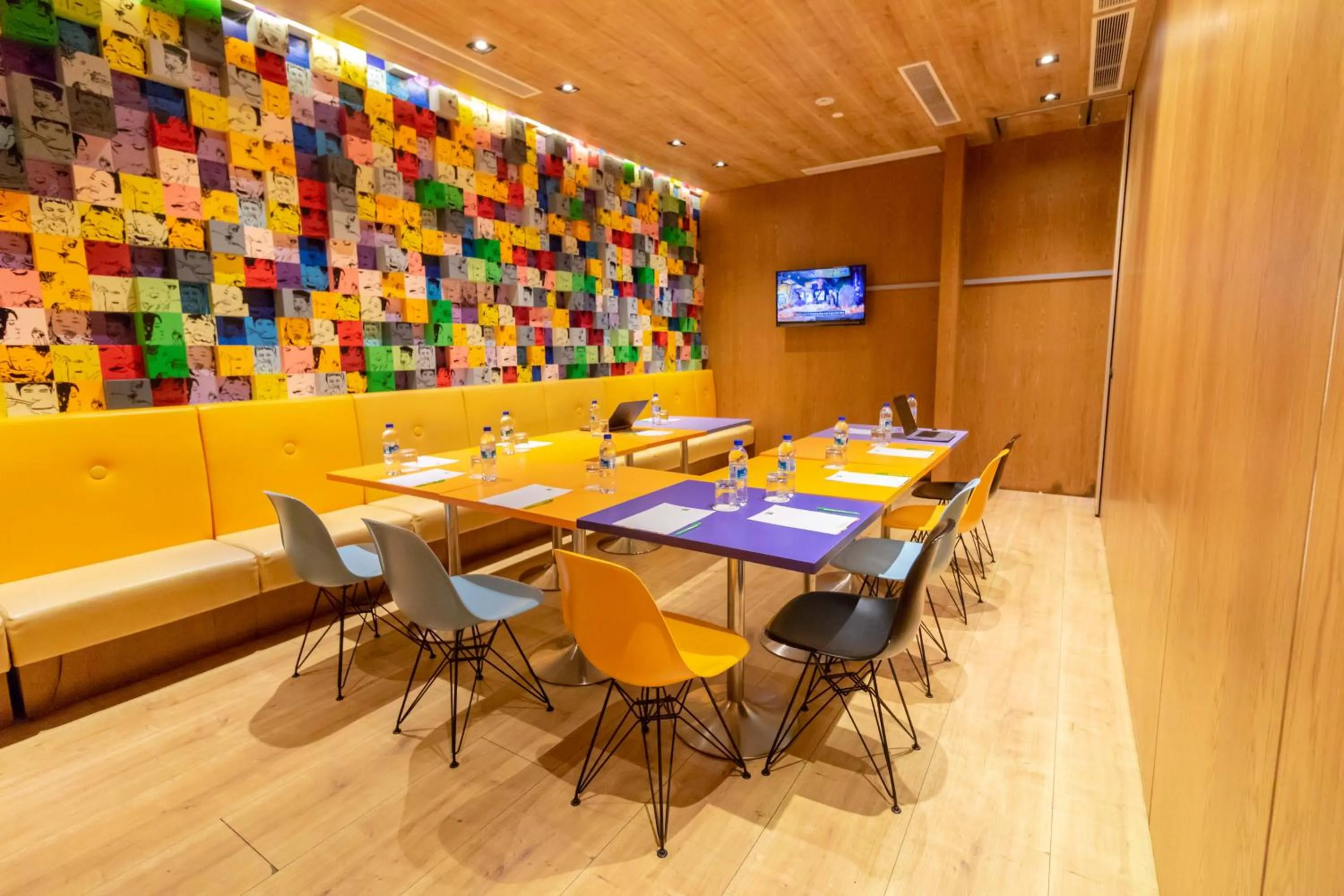 Business facilities in Ibis Styles Singapore On Macpherson