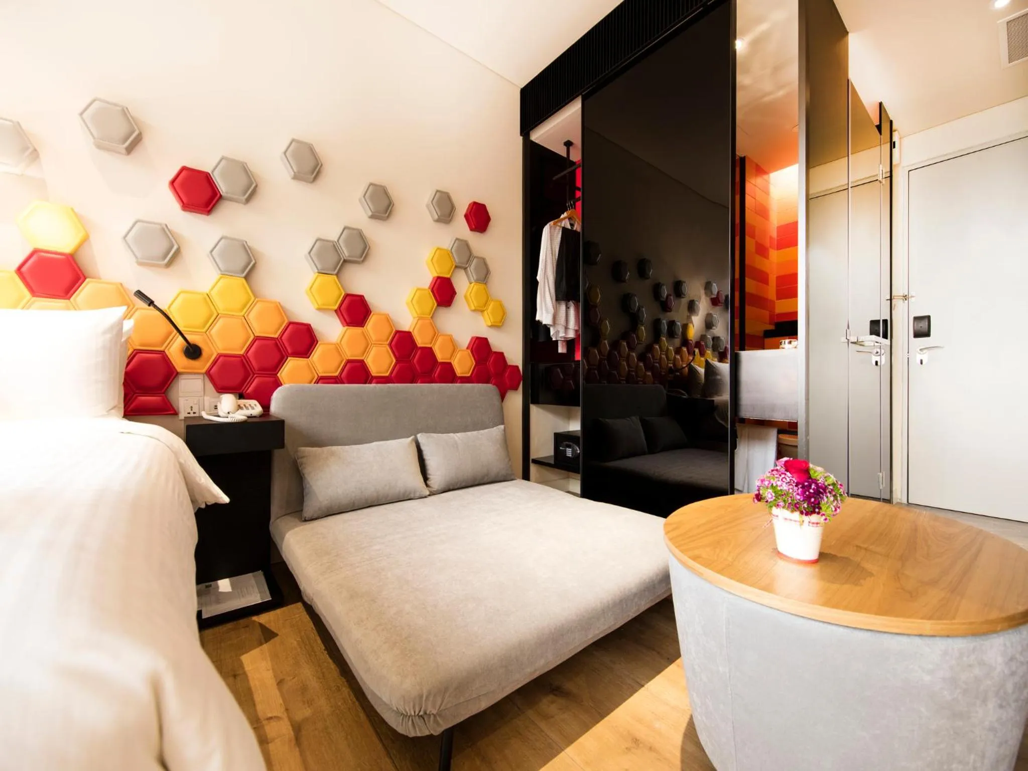 Seating area, Bed in Ibis Styles Singapore On Macpherson