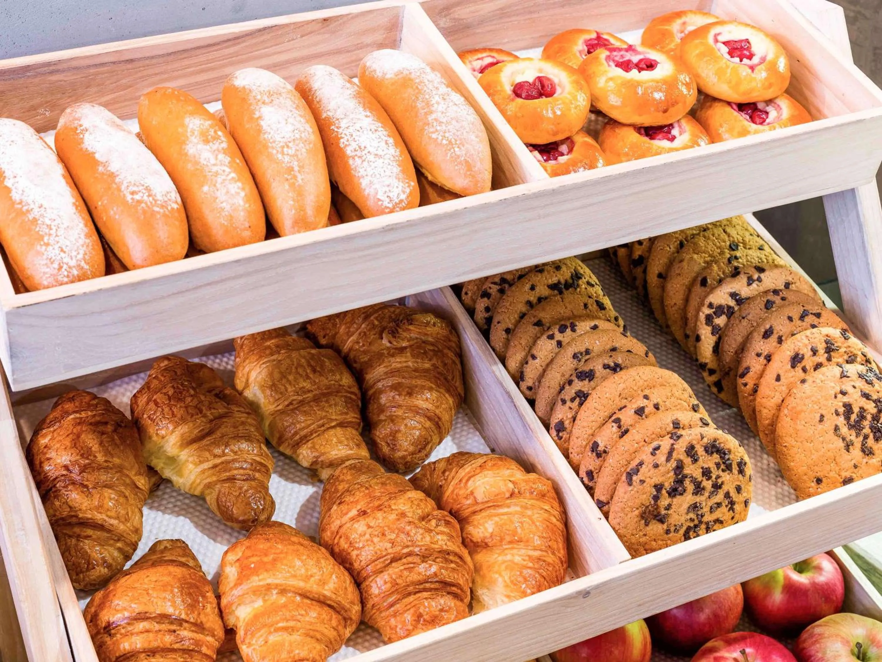 Restaurant/places to eat in Ibis Styles Lviv Center