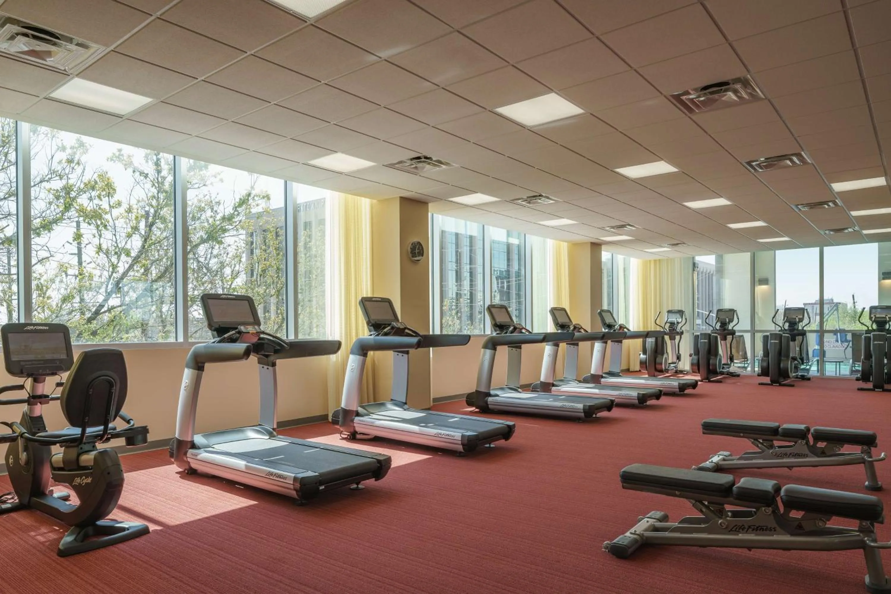 Fitness centre/facilities in Hyatt Place Houston Galleria