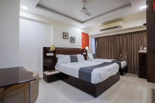 Hotel Laaiba Residency