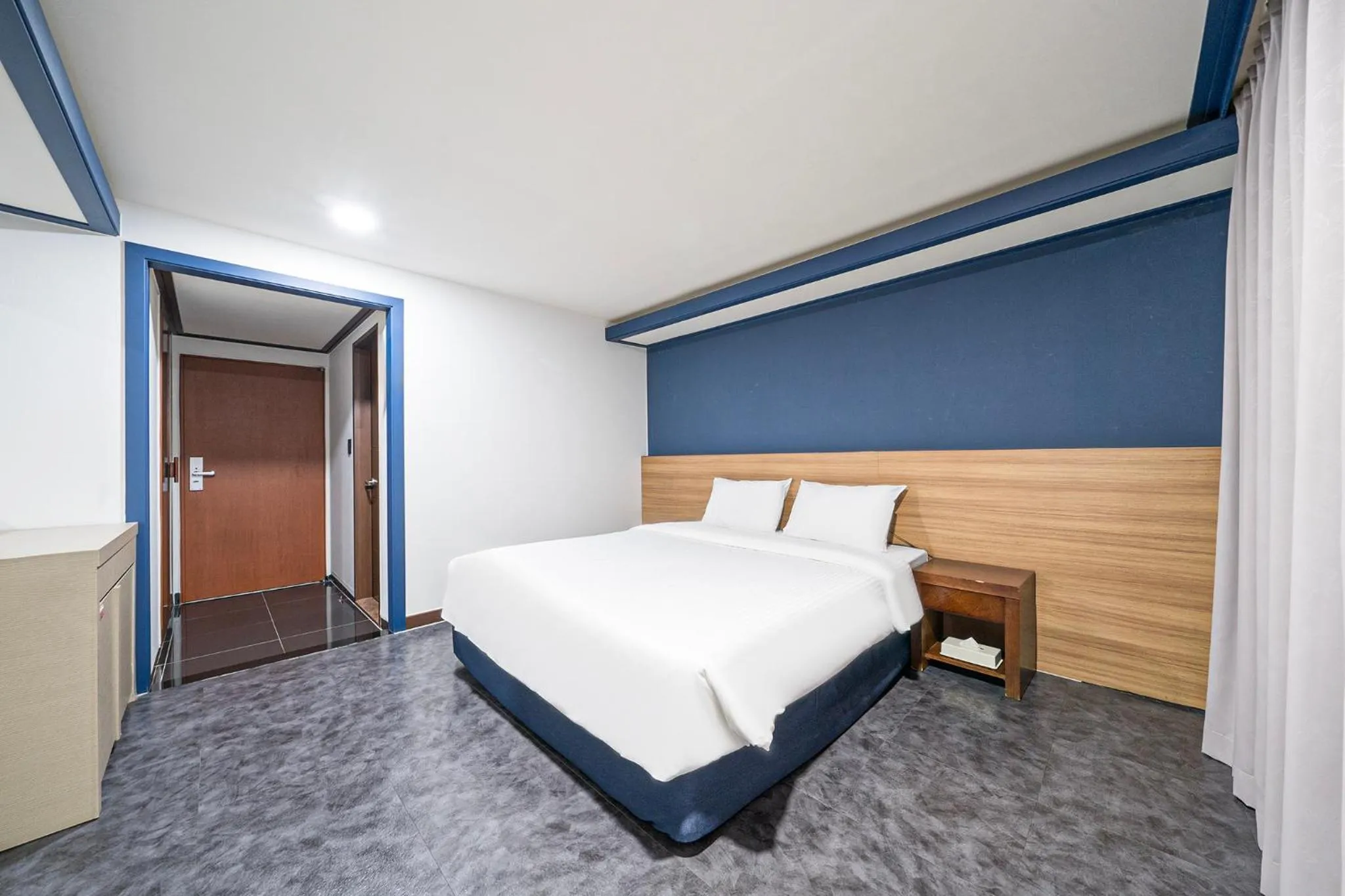 Bed in Noblesse Hotel