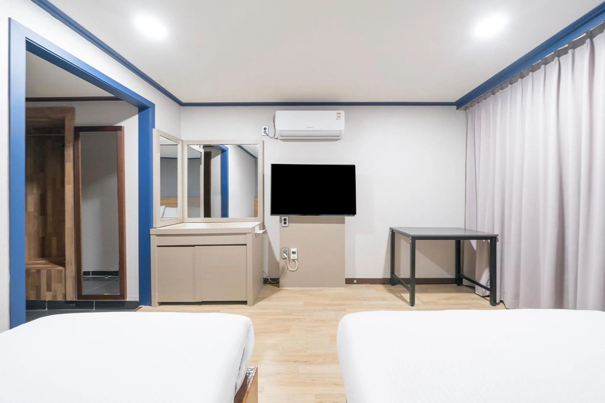 Bed in Noblesse Hotel