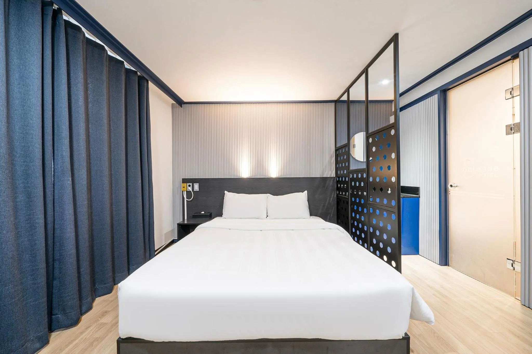 Bed in Noblesse Hotel