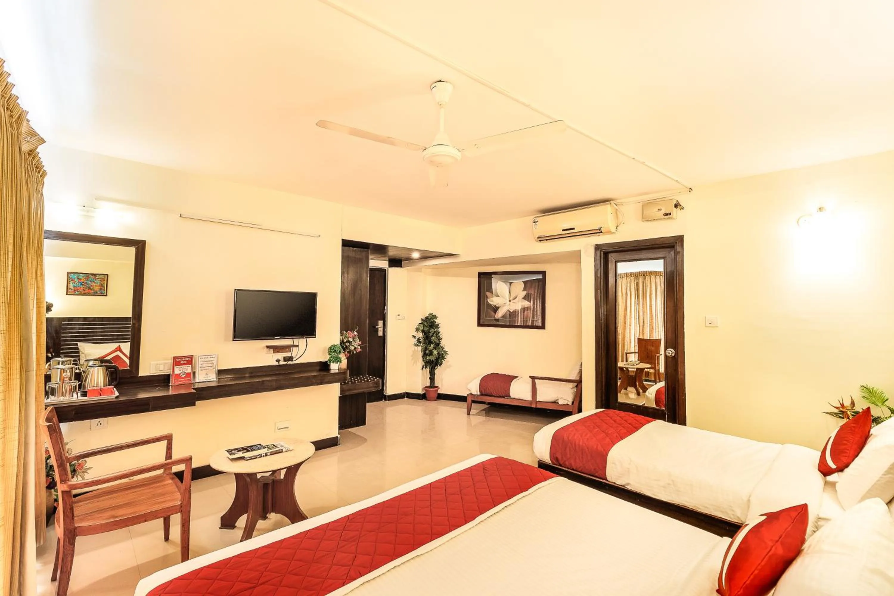 Photo of the whole room, Bed in Octave Himalaya Monarch