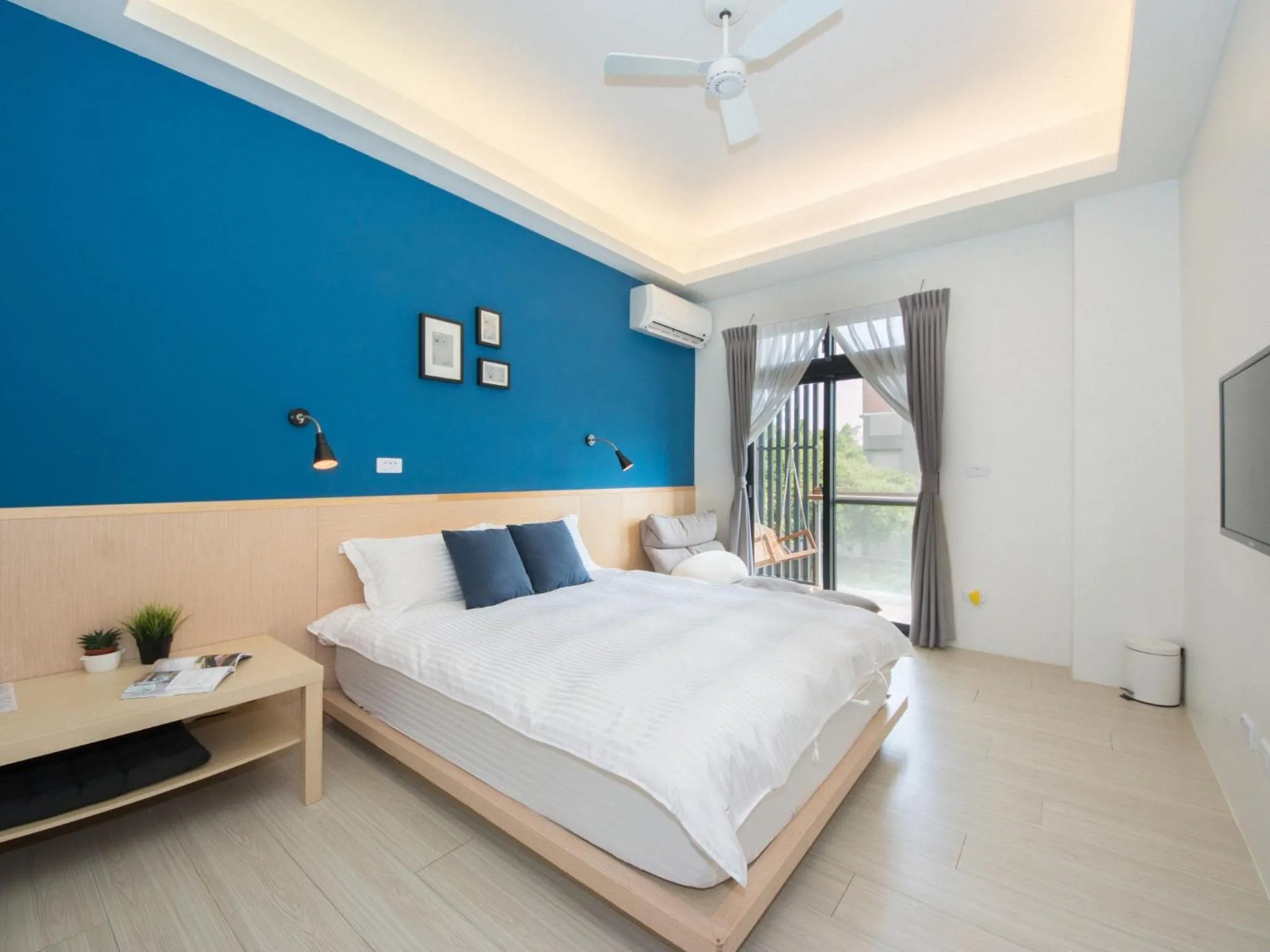 Photo of the whole room, Bed in 極簡旅行民宿 Simple Travel B&B