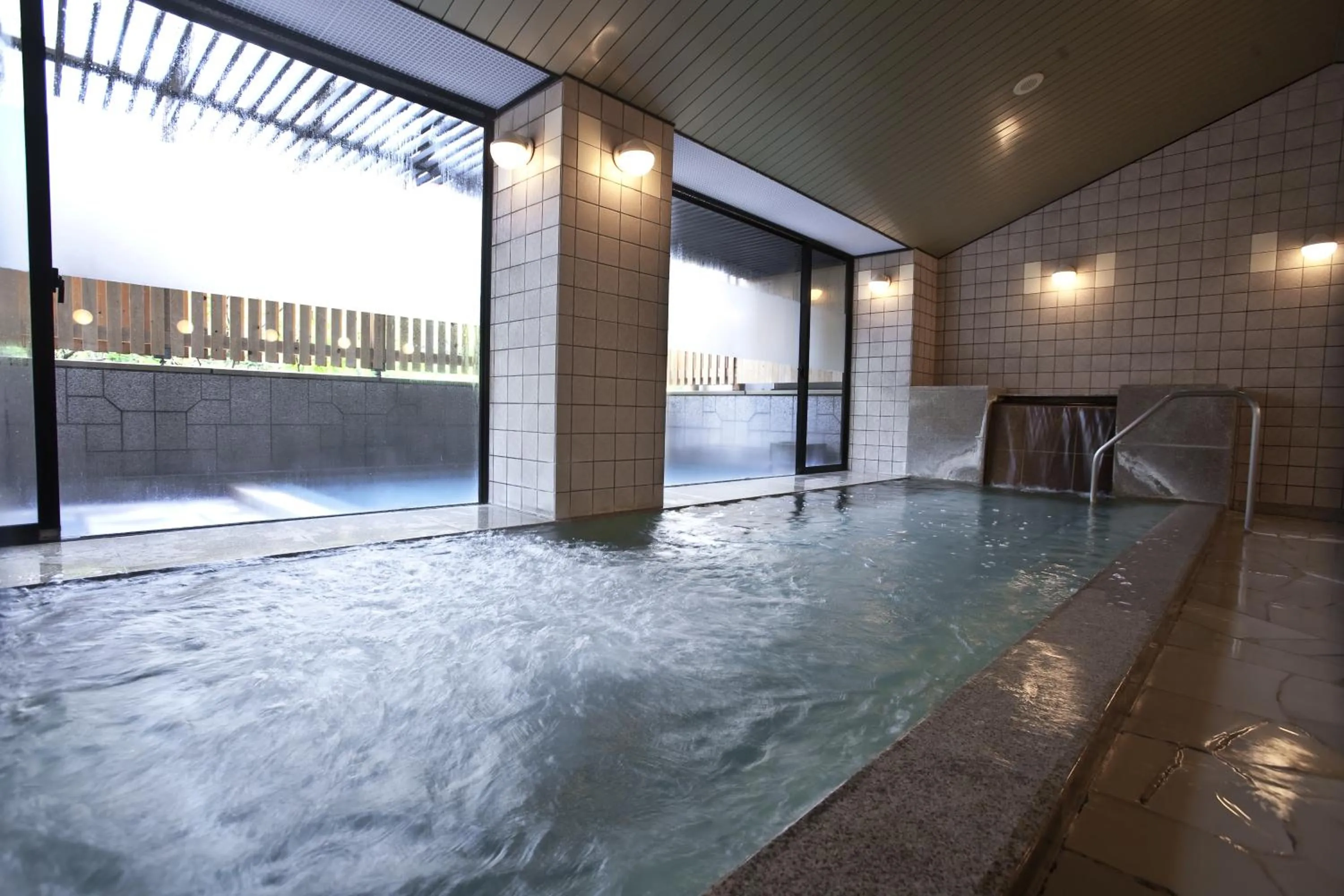 Hot Spring Bath in Minakami Hotel Juraku
