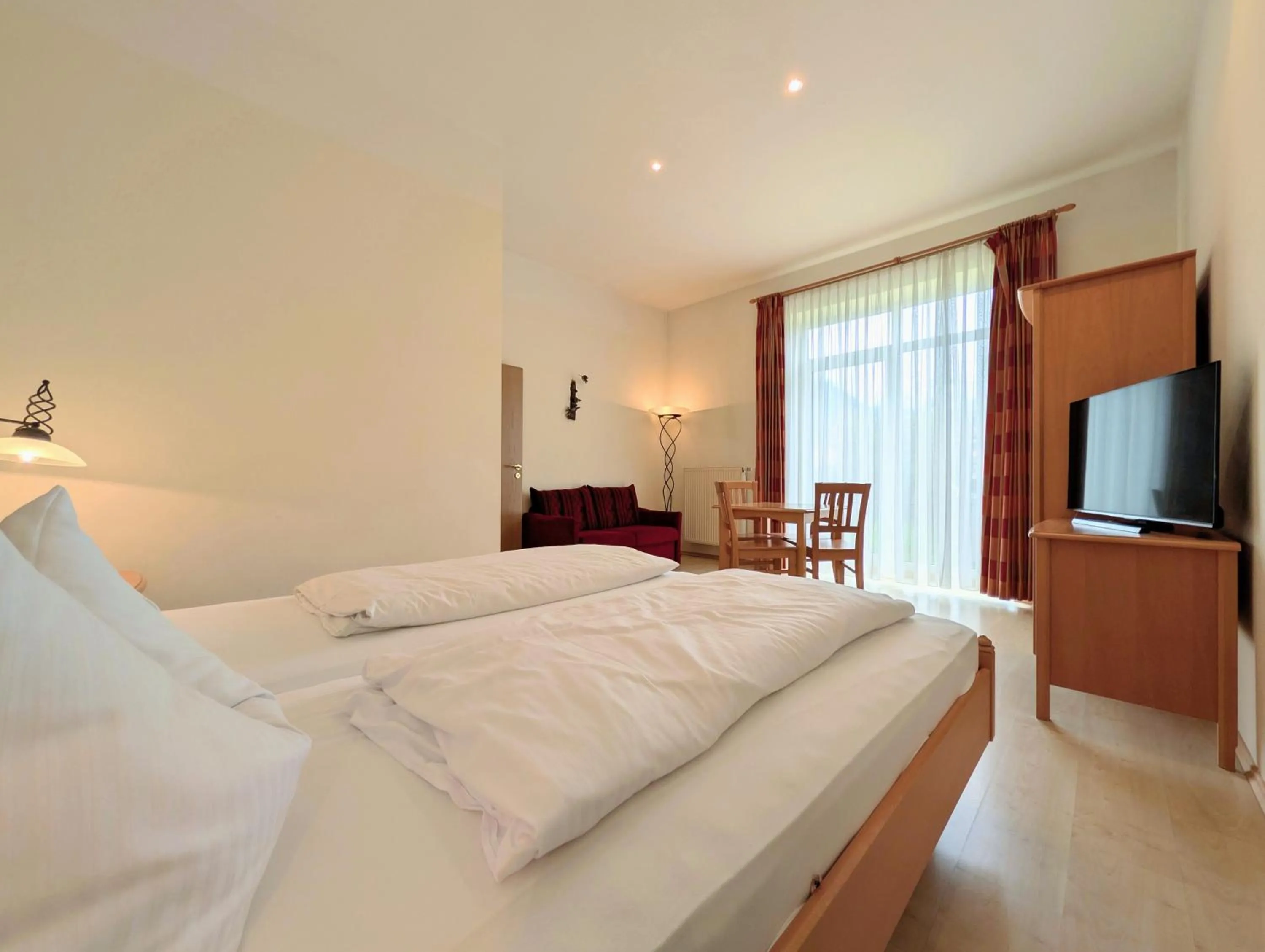 Bed in Hotel Forsthaus Oberau