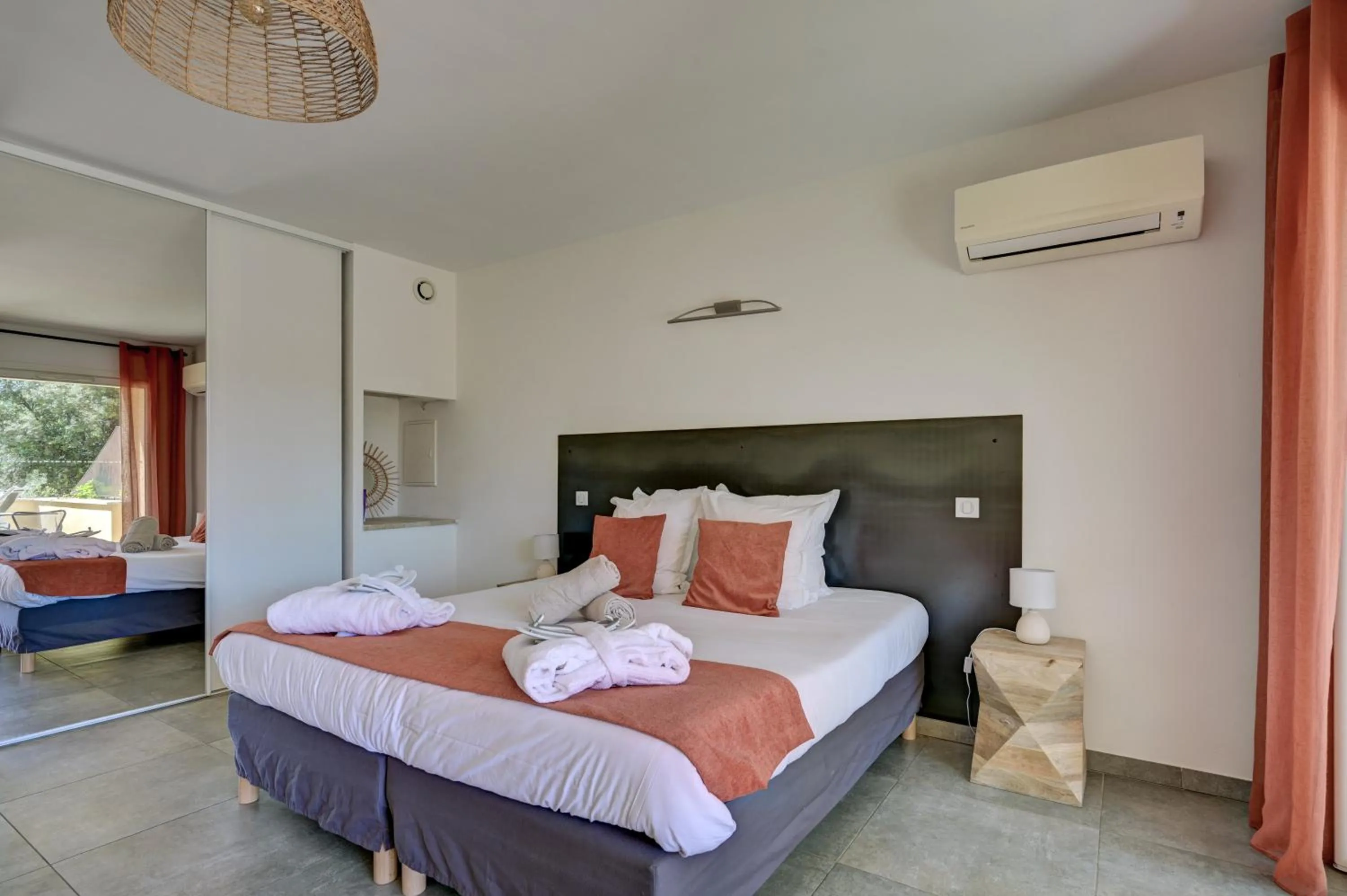 Bedroom, Bed in Clos Saint-Michel Resort & Spa