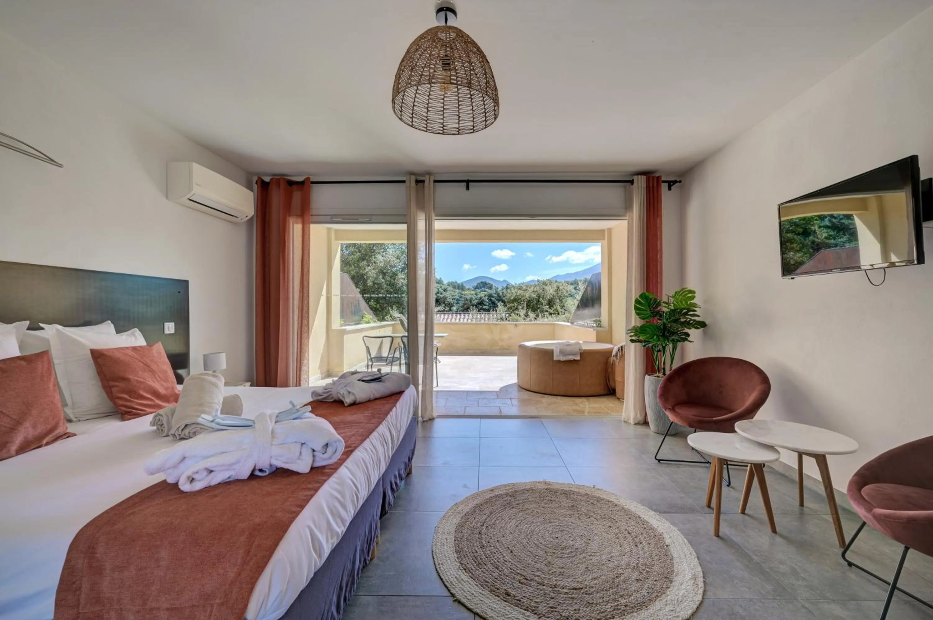 Photo of the whole room, Bed in Clos Saint-Michel Resort & Spa