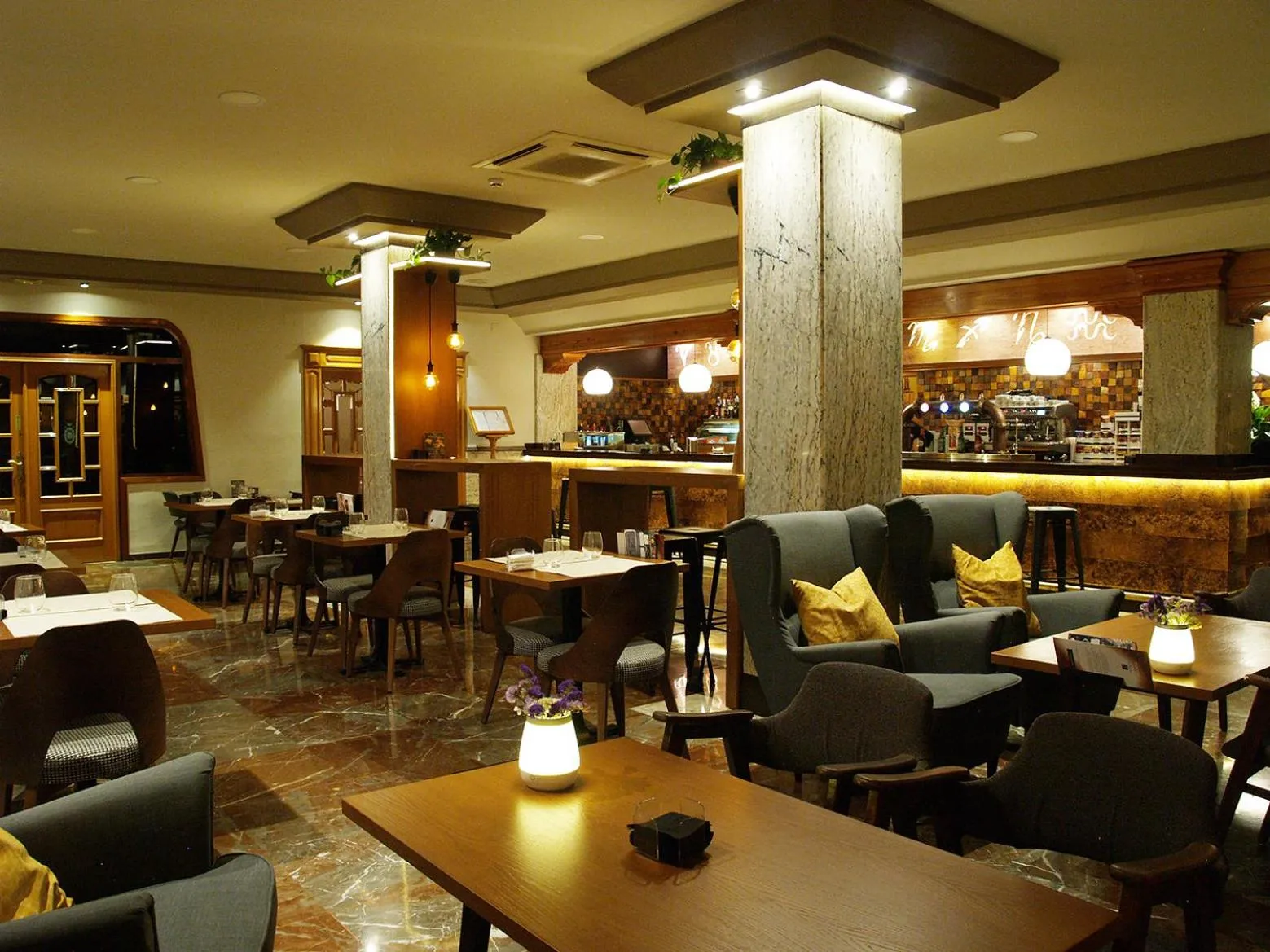Lounge or bar in Hotel Zodiaco