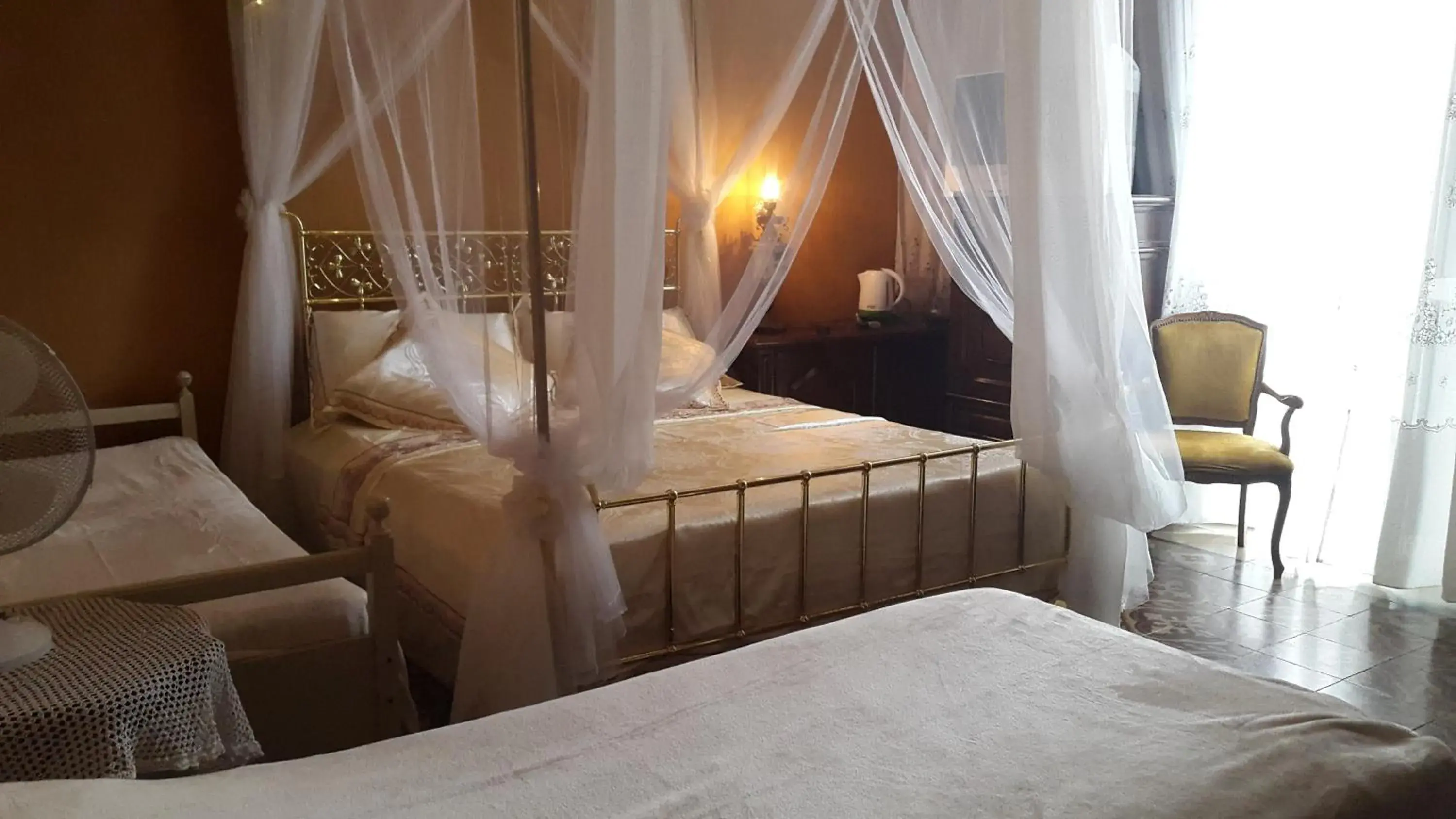 Quadruple Room with Private Bathroom in Albisola bed and breakfast Quadruple Room with Private Bathroom in Albisola bed and breakfast