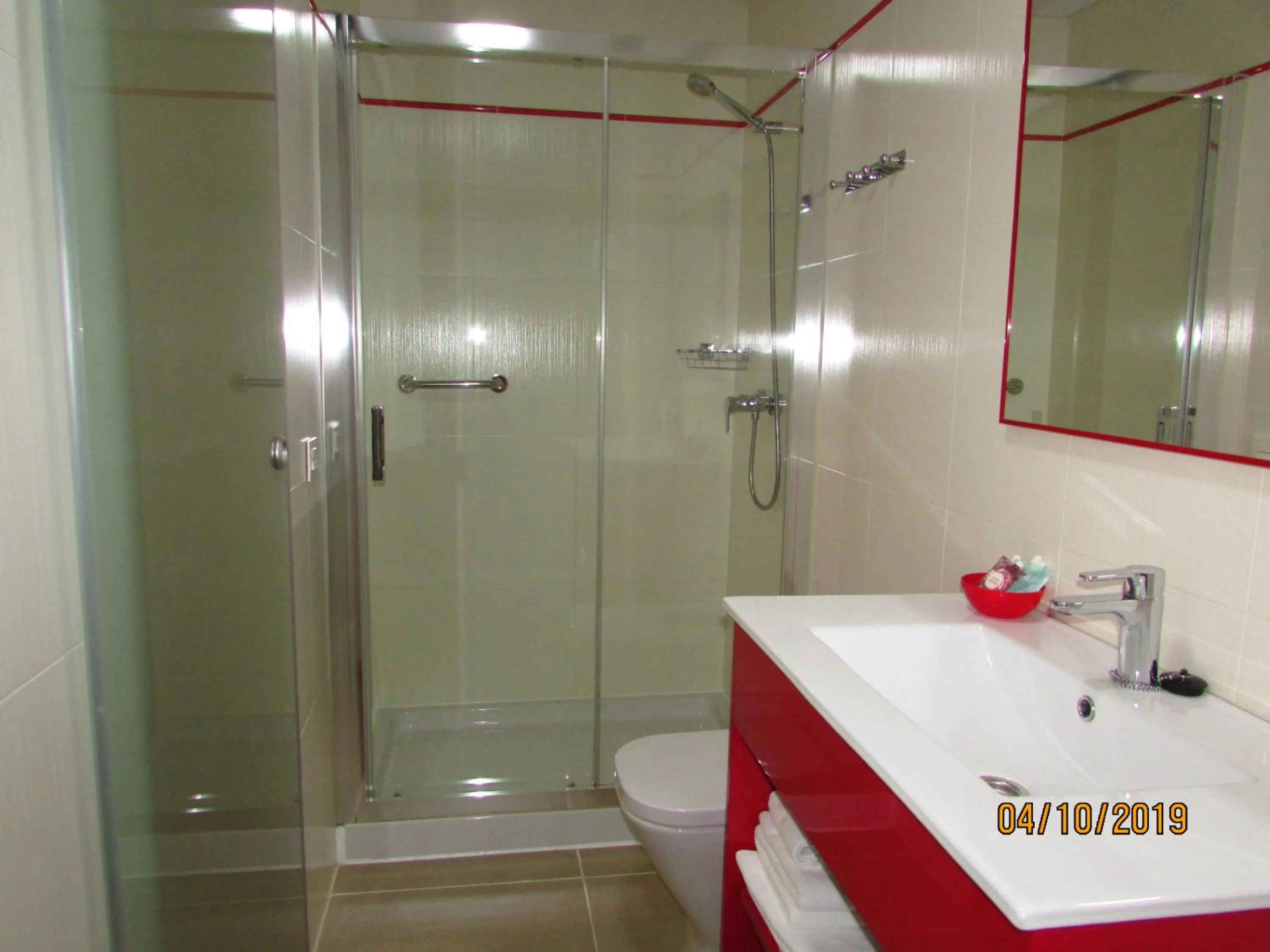 Bathroom in Hotel Goartín