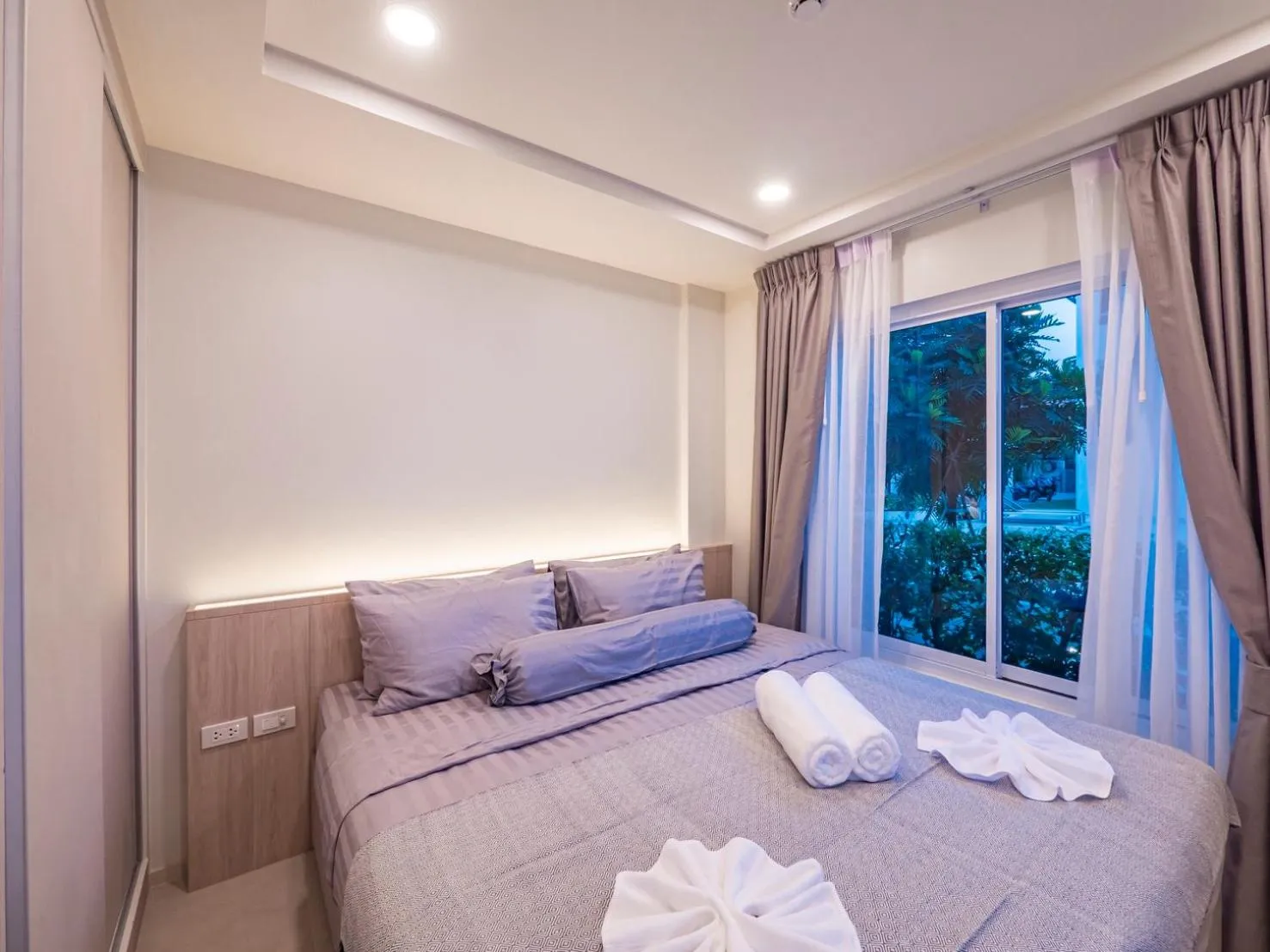 Bed in The Terraza Condotel