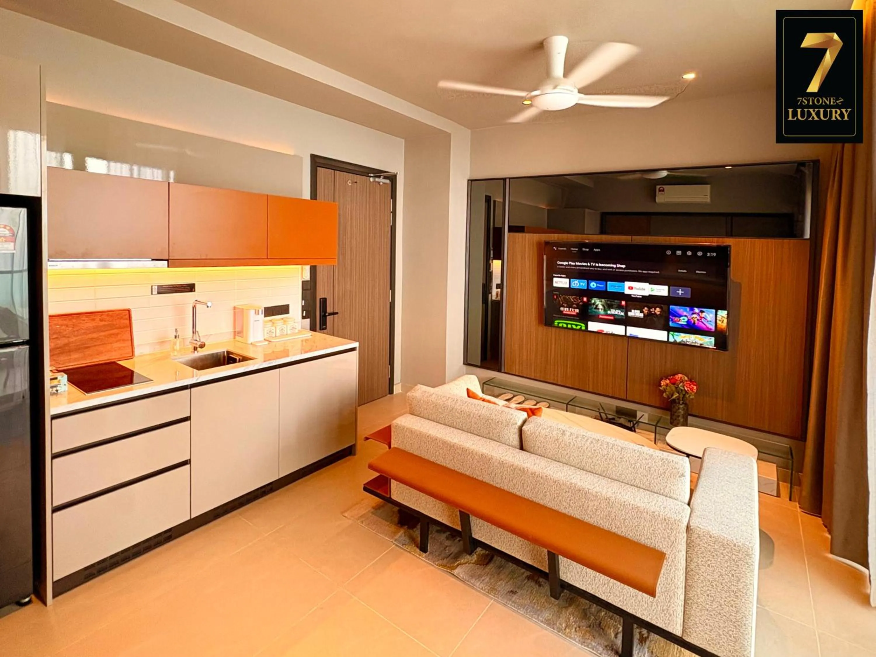 TV and multimedia in 7Stonez Luxury ANTARA RESIDENCE Genting Highlands