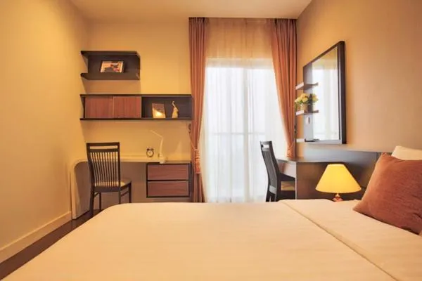 Bed in Lancaster Hanoi Service Apartment