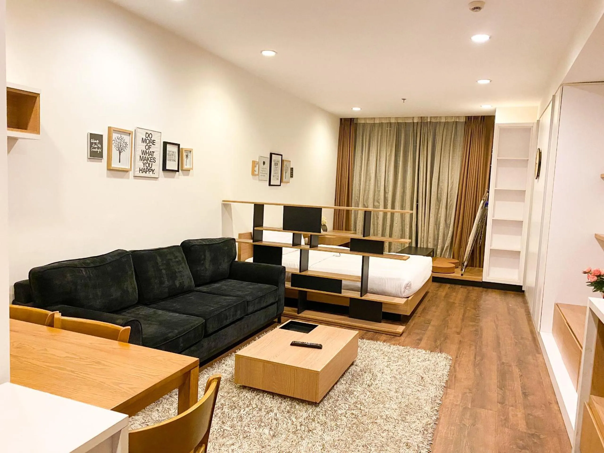 Bed in Lancaster Hanoi Service Apartment