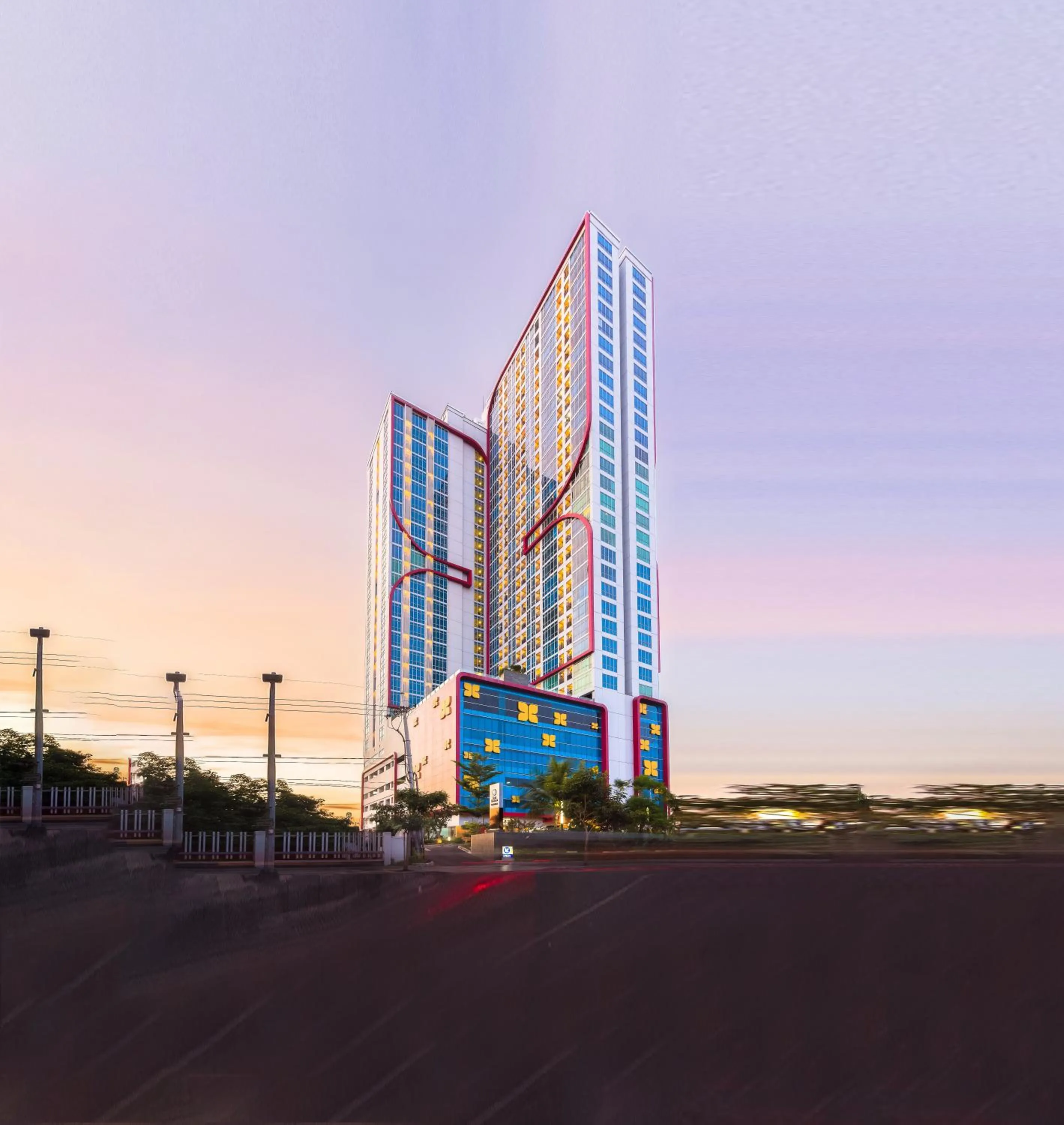 Property building in Best Western Papilio Hotel