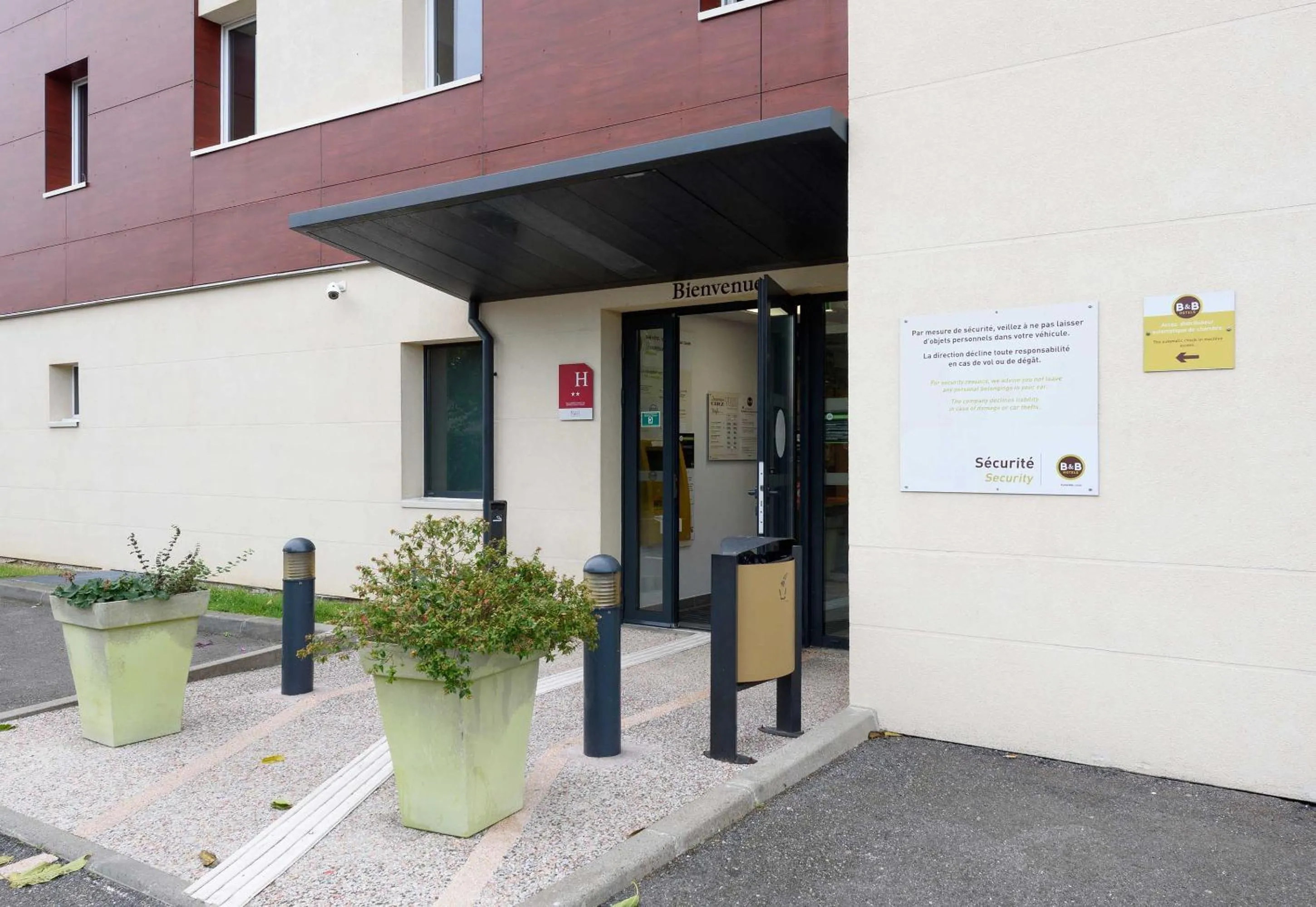 Facade/entrance in B&B HOTEL Toulouse Purpan Zénith