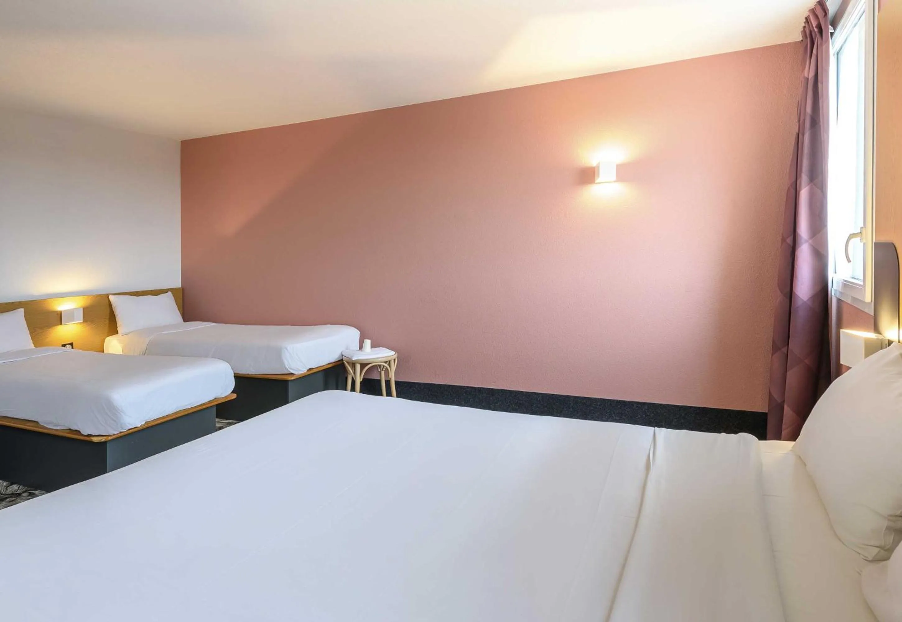 Bedroom, Bed in B&B HOTEL Toulouse Purpan Zénith