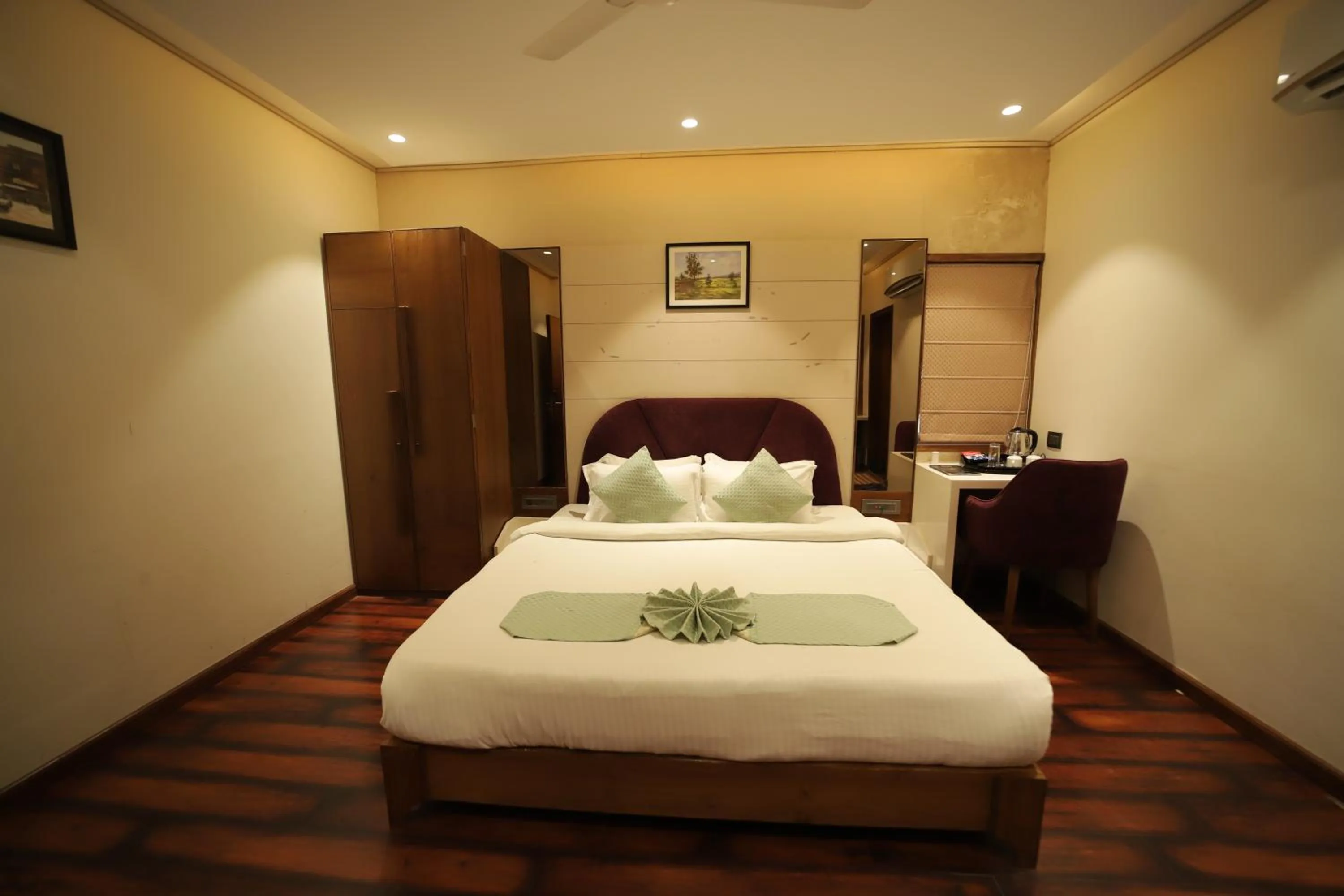 Bedroom, Bed in Staykart Z