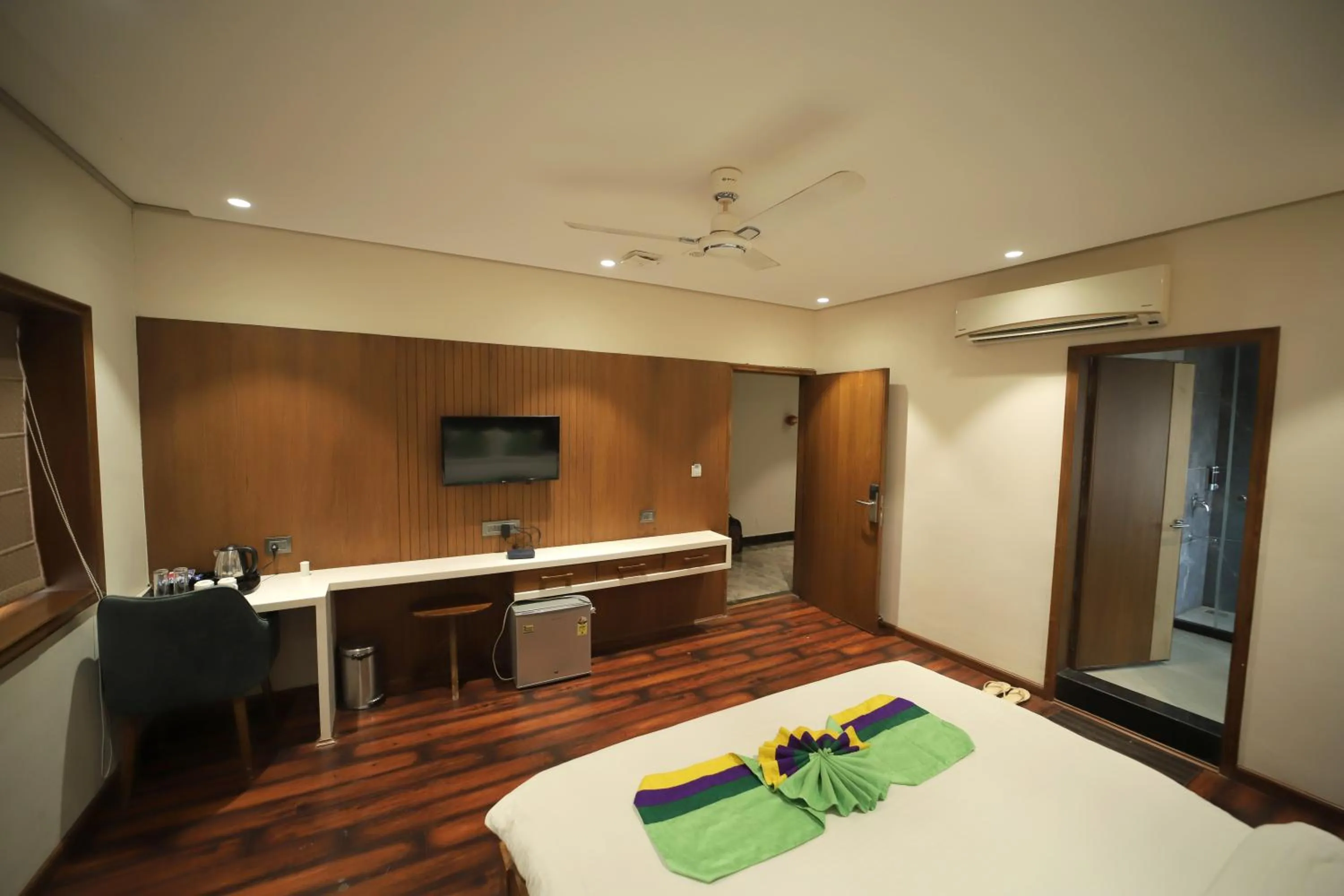 Photo of the whole room, Bed in Staykart Z