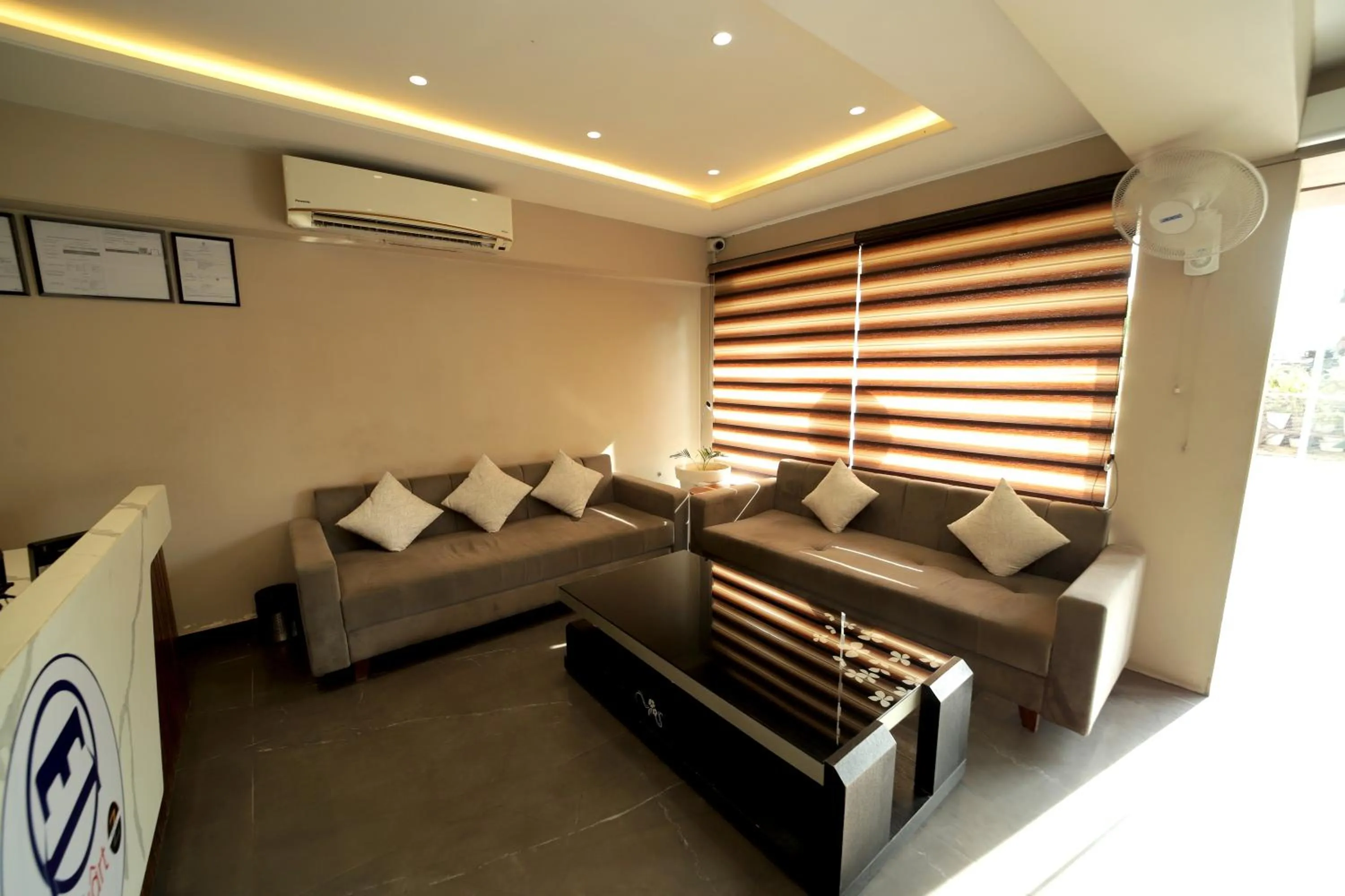 Living room in Staykart Z