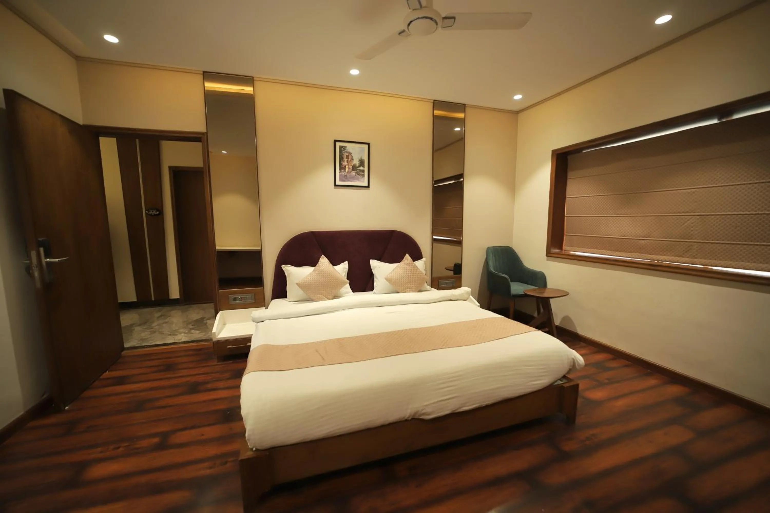 Photo of the whole room, Bed in Staykart Z