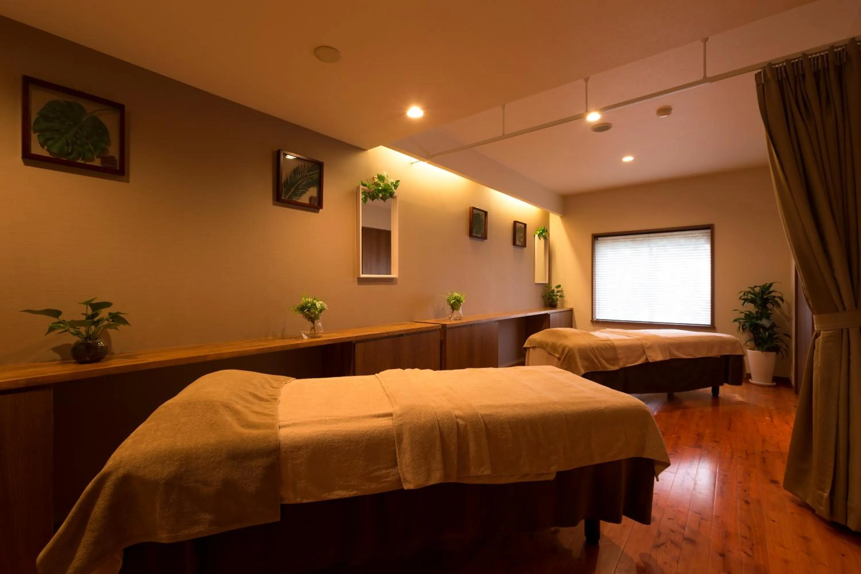 Massage, Bed in Hamilton Ureshino