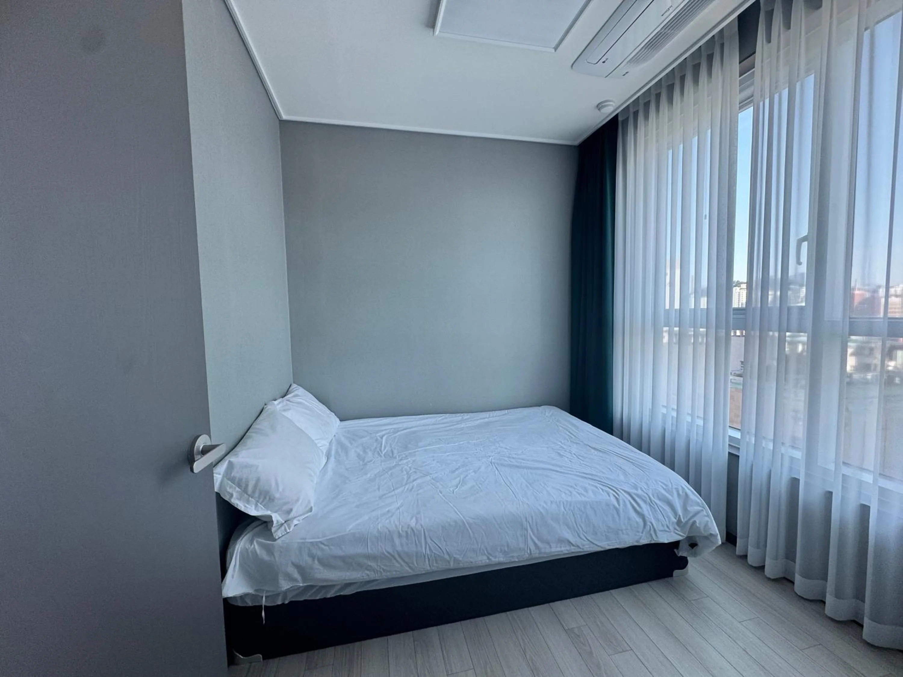 Bed in The Bayment Residence