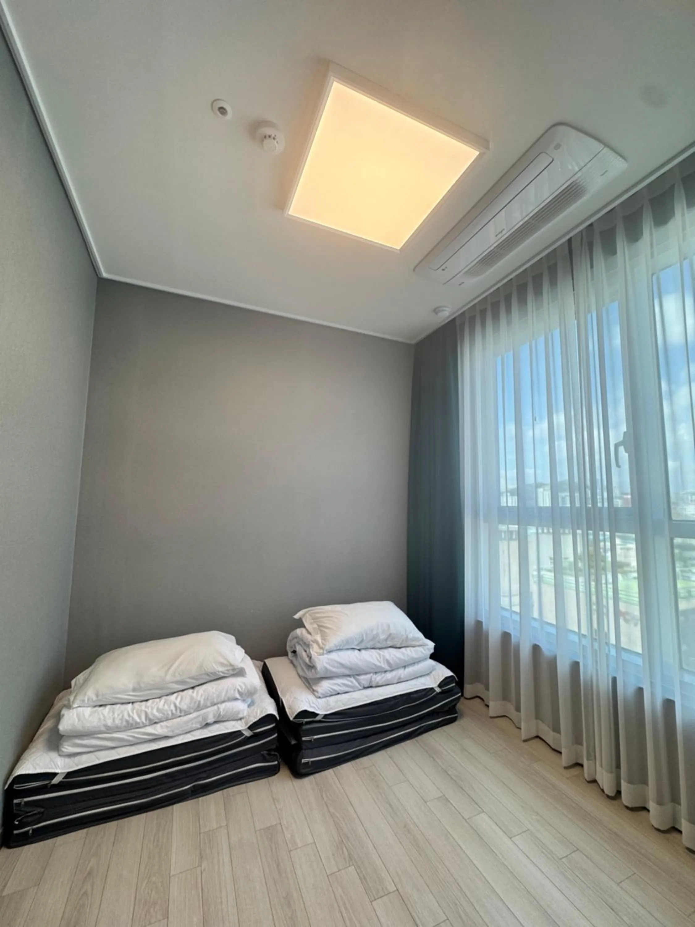 Bed in The Bayment Residence