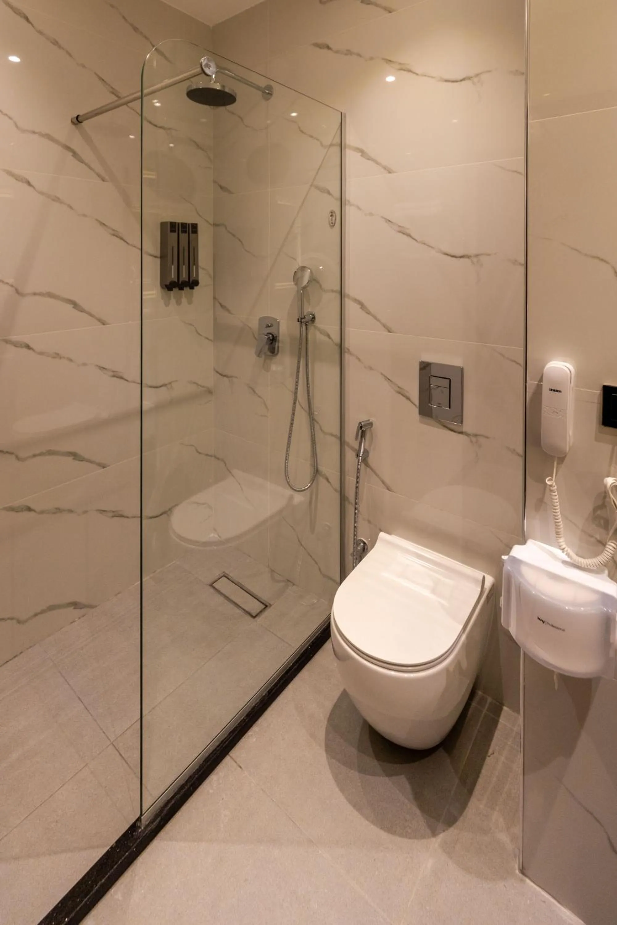 Shower in Petra Legacy Luxury